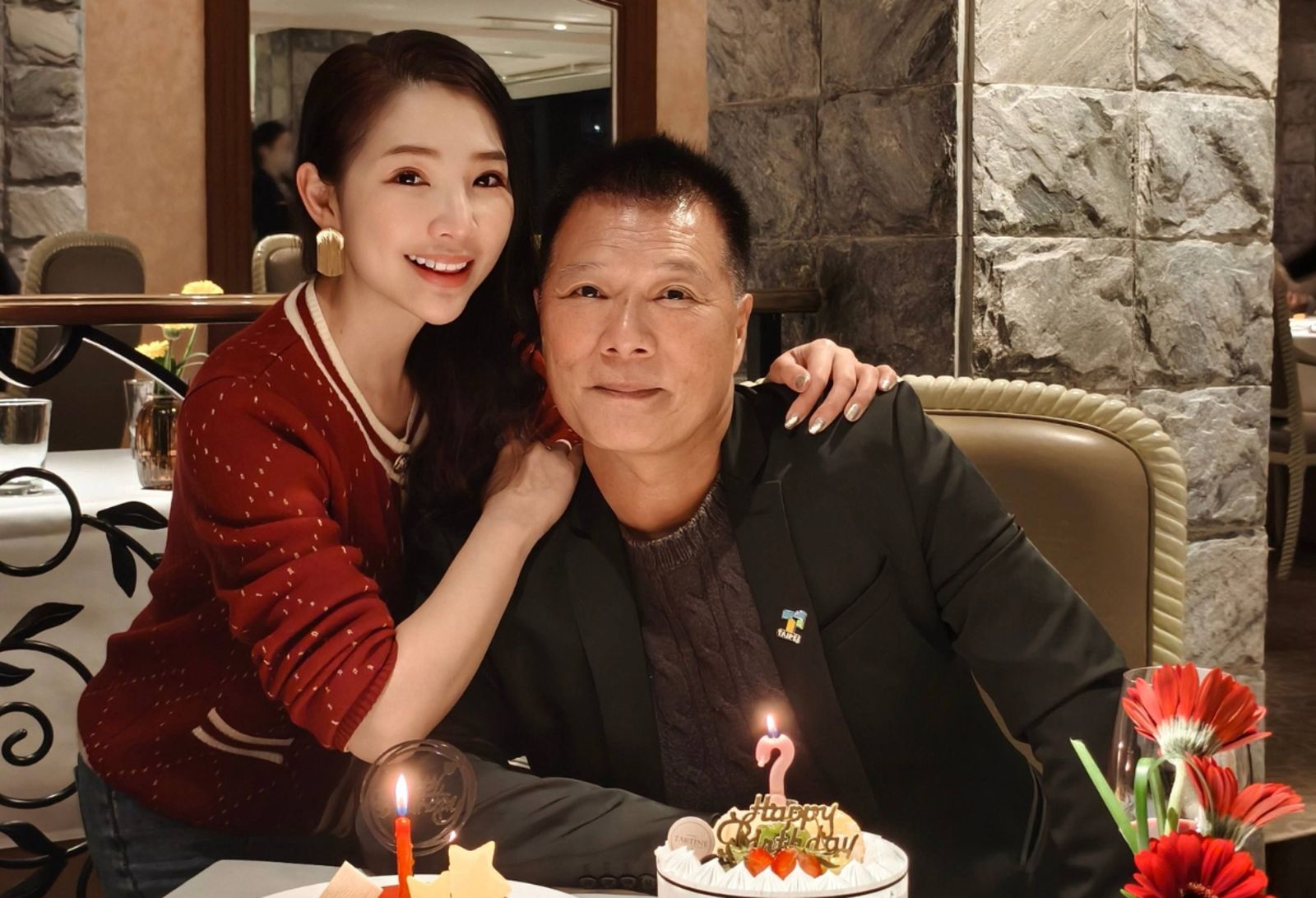 蔡詩萍22年前「鮮肉照」曝光！林書煒曝老公曾演舞台劇　同框19歲新人張孝全