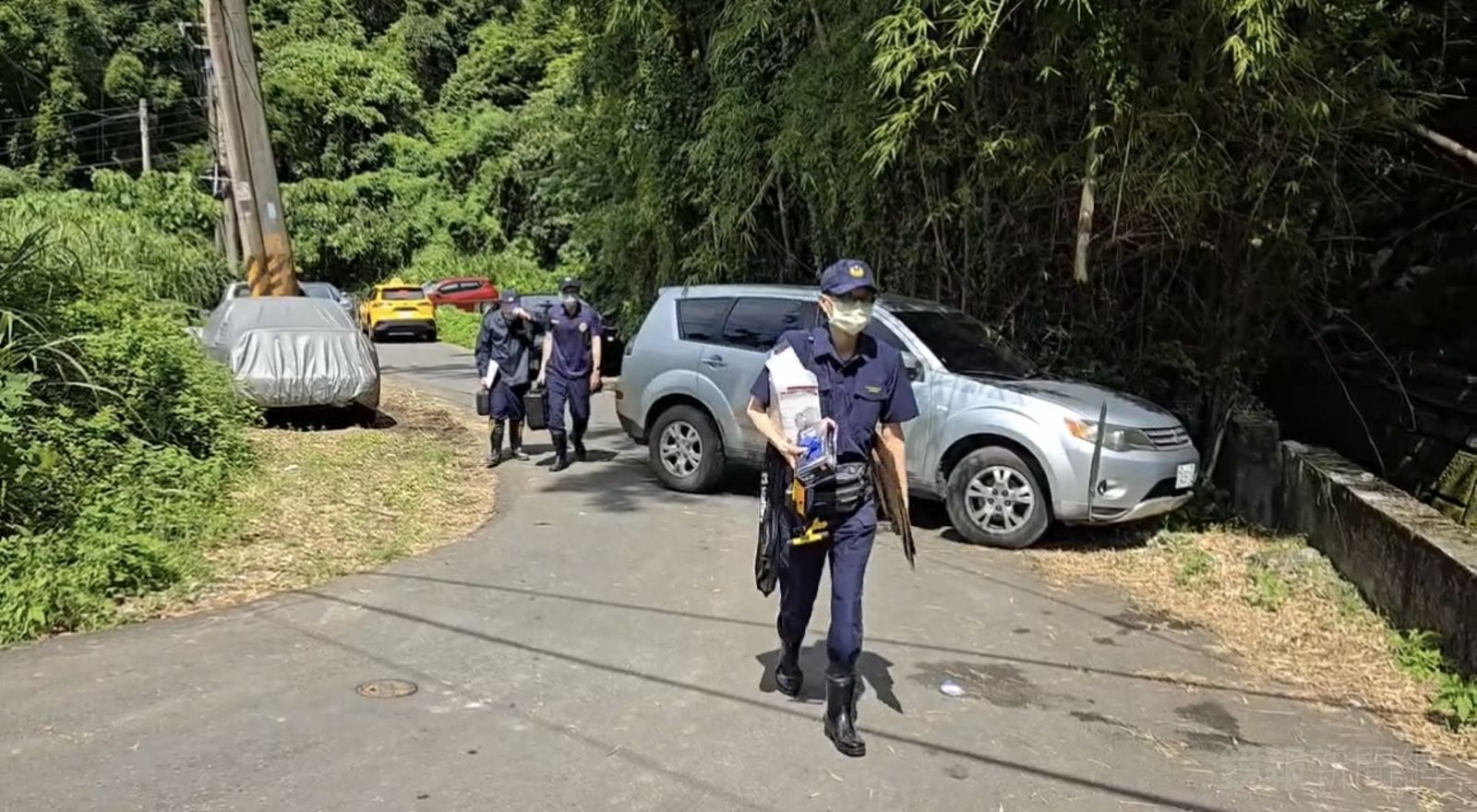 淡水1死火警案情詭異　警方重回現場採證