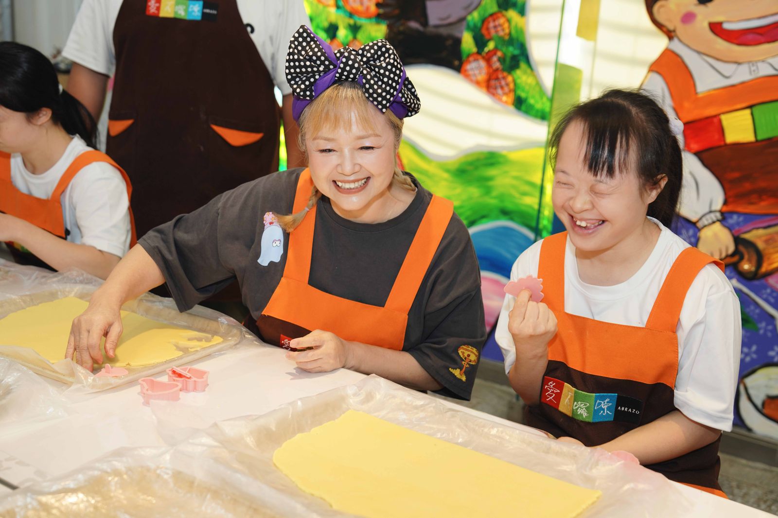 61歲金智娟凍齡模樣曝光！獻身公益被告白　喜喊：回家不洗澡了