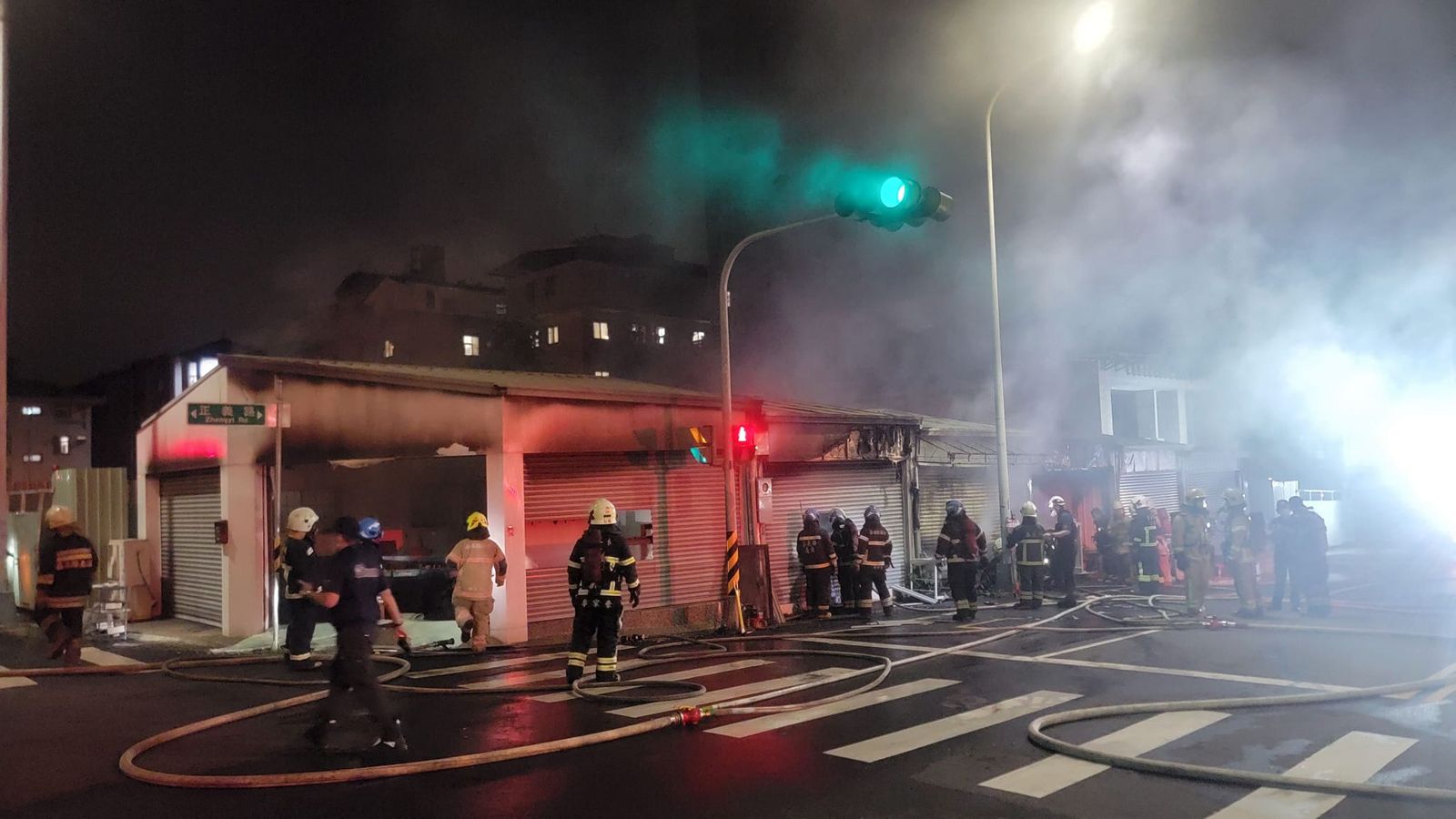 19歲打工妹煎肉排「火大」燒毀漢堡店　這原因逆轉判賠24萬