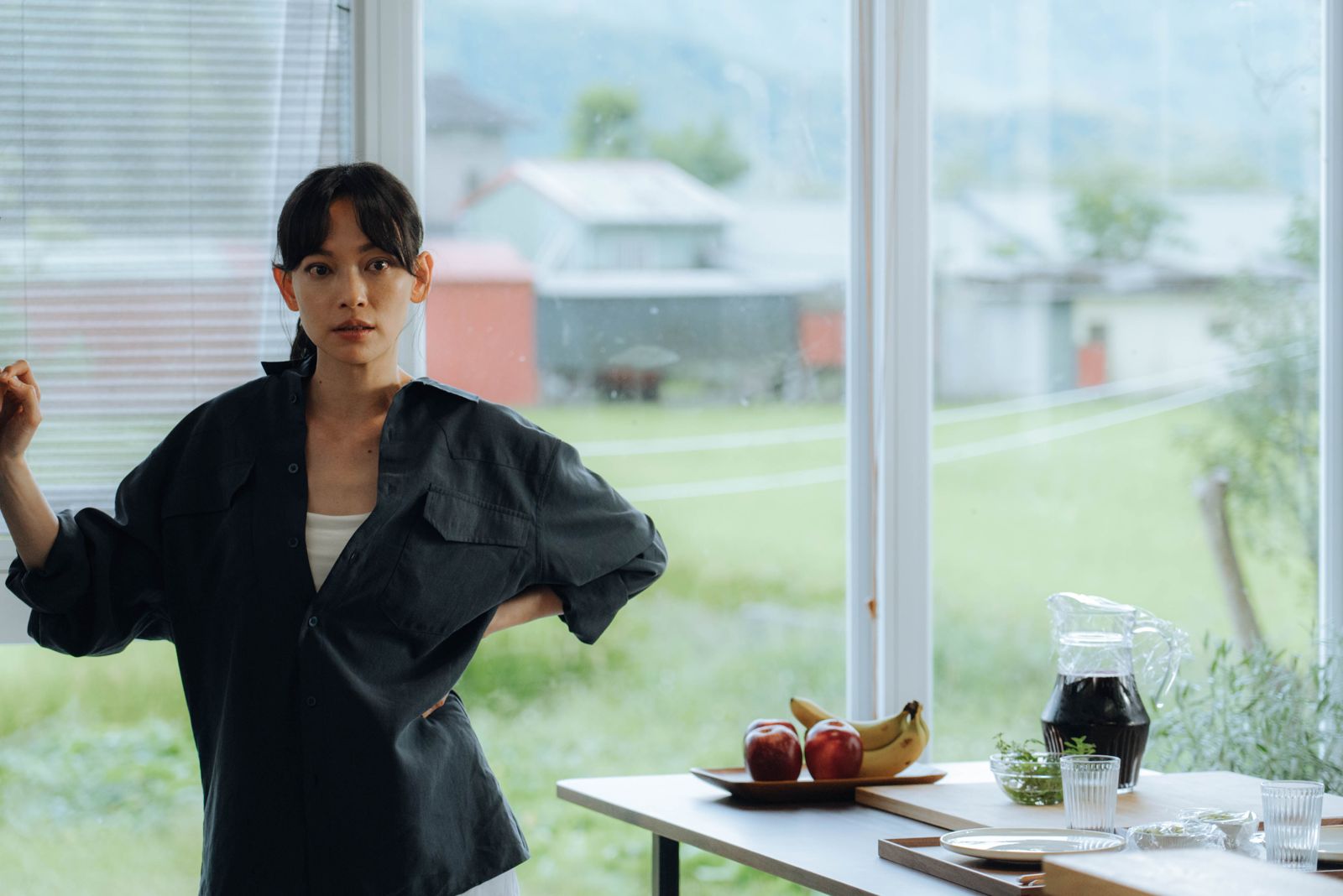 《就算一個人也可以好好的吃飯2》姚以緹認為角色身為前女友雖然挑釁，但無意真的介入這段感情。公視+提供