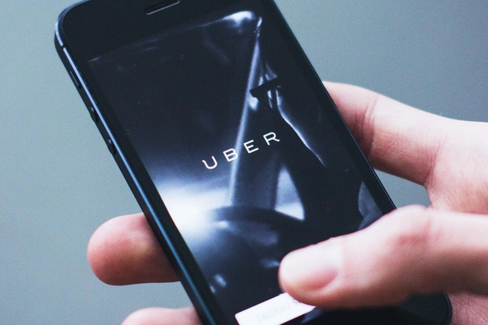 Uber「機車載客」要來了?北投免費體驗今日上路 北市府:最高罰2500萬