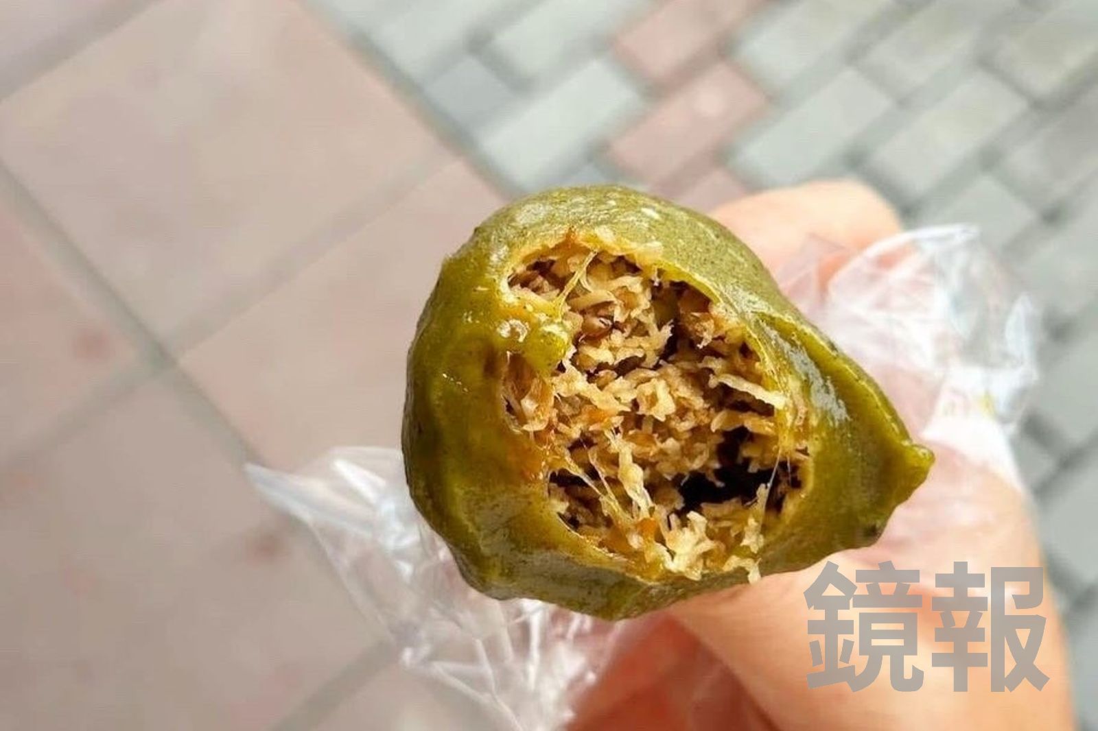 蘿蔔絲餡口感細膩，鹹甜平衡。（30元／個）