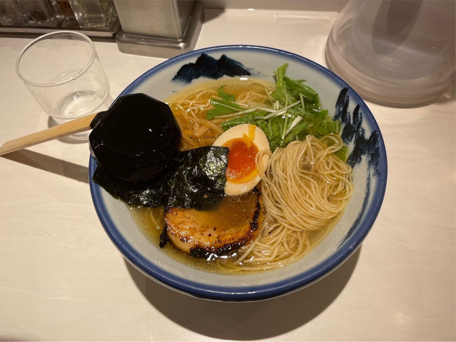 只有「拉麵店」用販賣機好假掰？過來人曝原因有陰影　另有3大經營優勢
