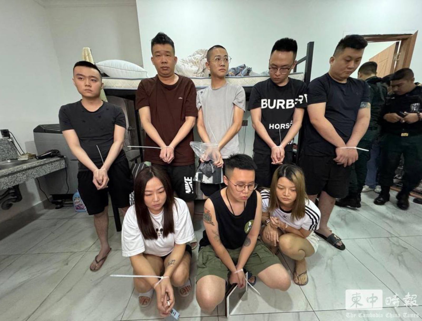 看看你親友在這嗎？柬埔寨掃蕩詐騙據點　75台人遭逮畫面曝光！