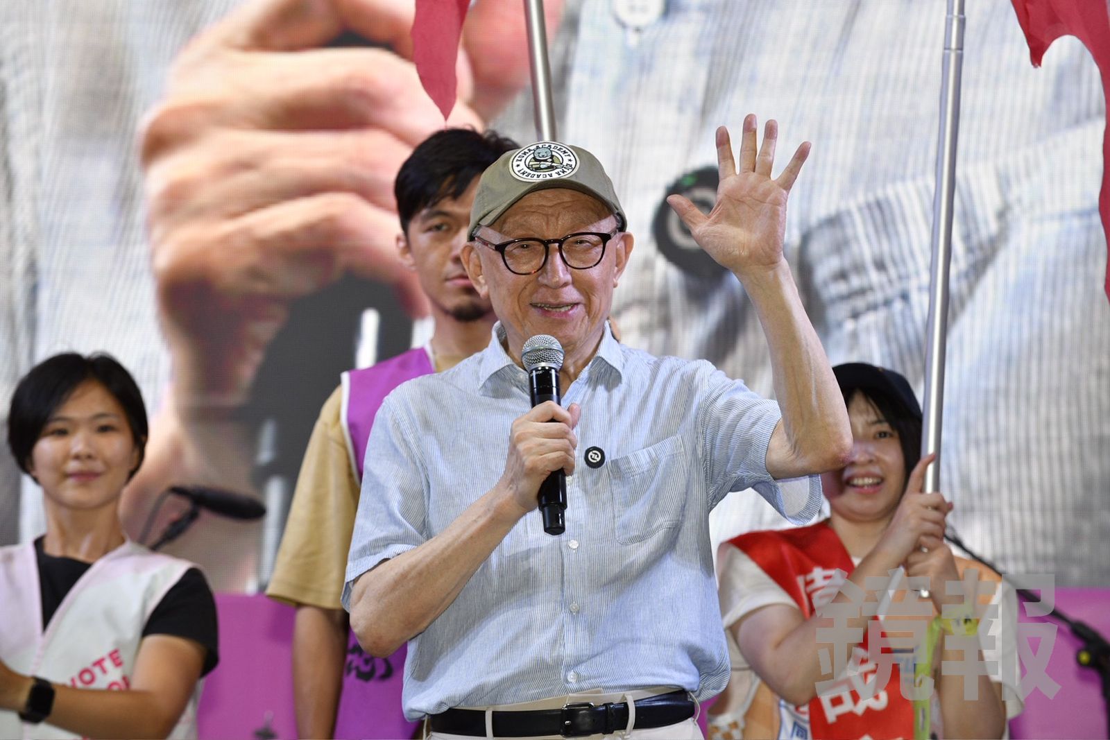 青鳥飛回立院塞爆濟南路　曹興誠：全台至少千萬人跟罷團站一起