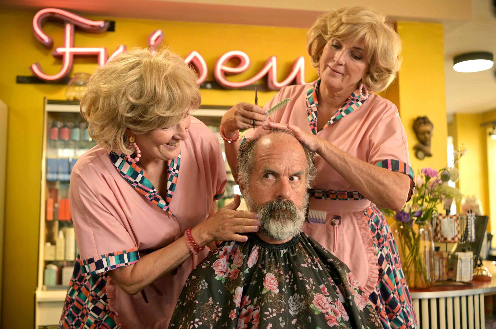 差一點就當神父!德國影帝初戀「從中作梗」 轉身當「送書人」狂吸2億票房