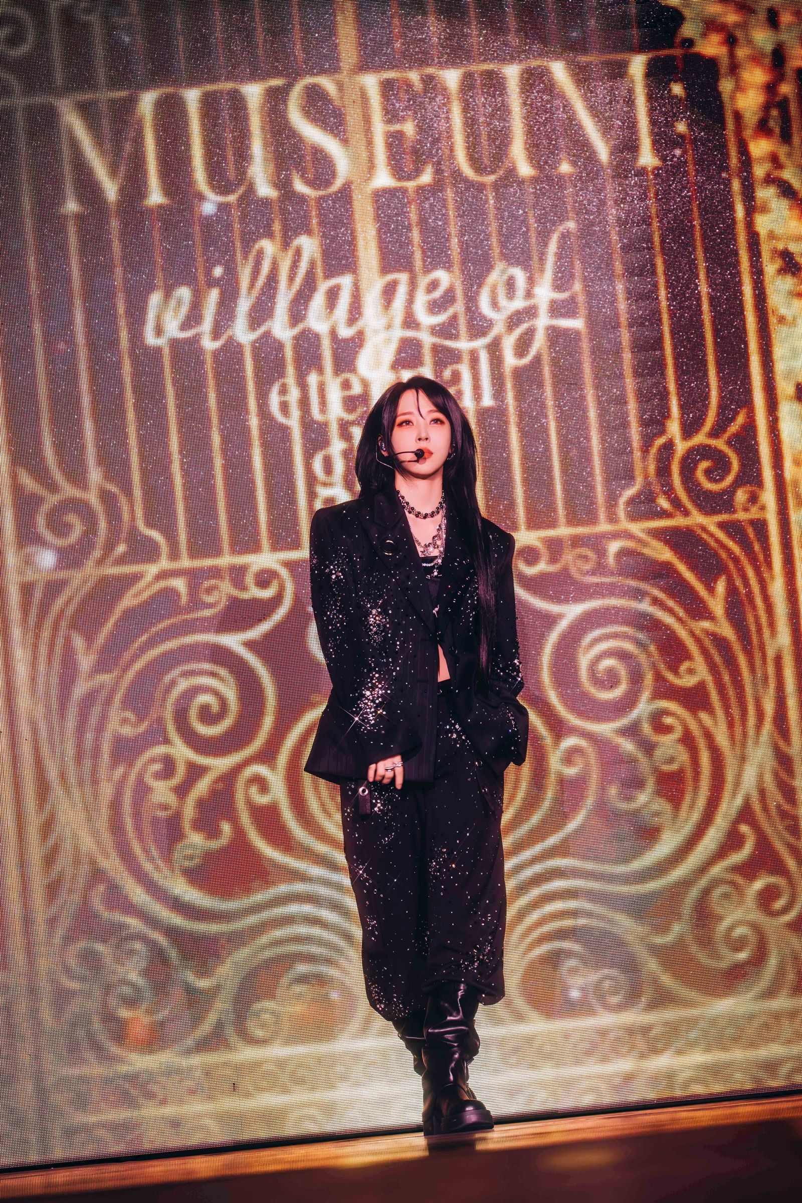 玟星當天還與歌迷一起慶生。KKLIVE提供