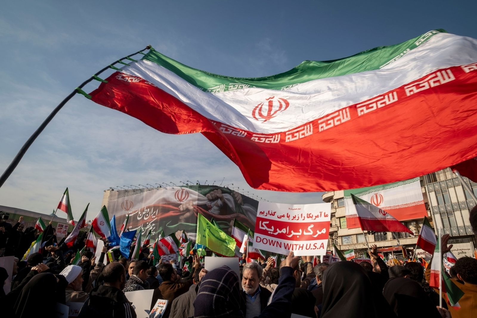 伊朗——被能源寶藏拖入深淵的國家