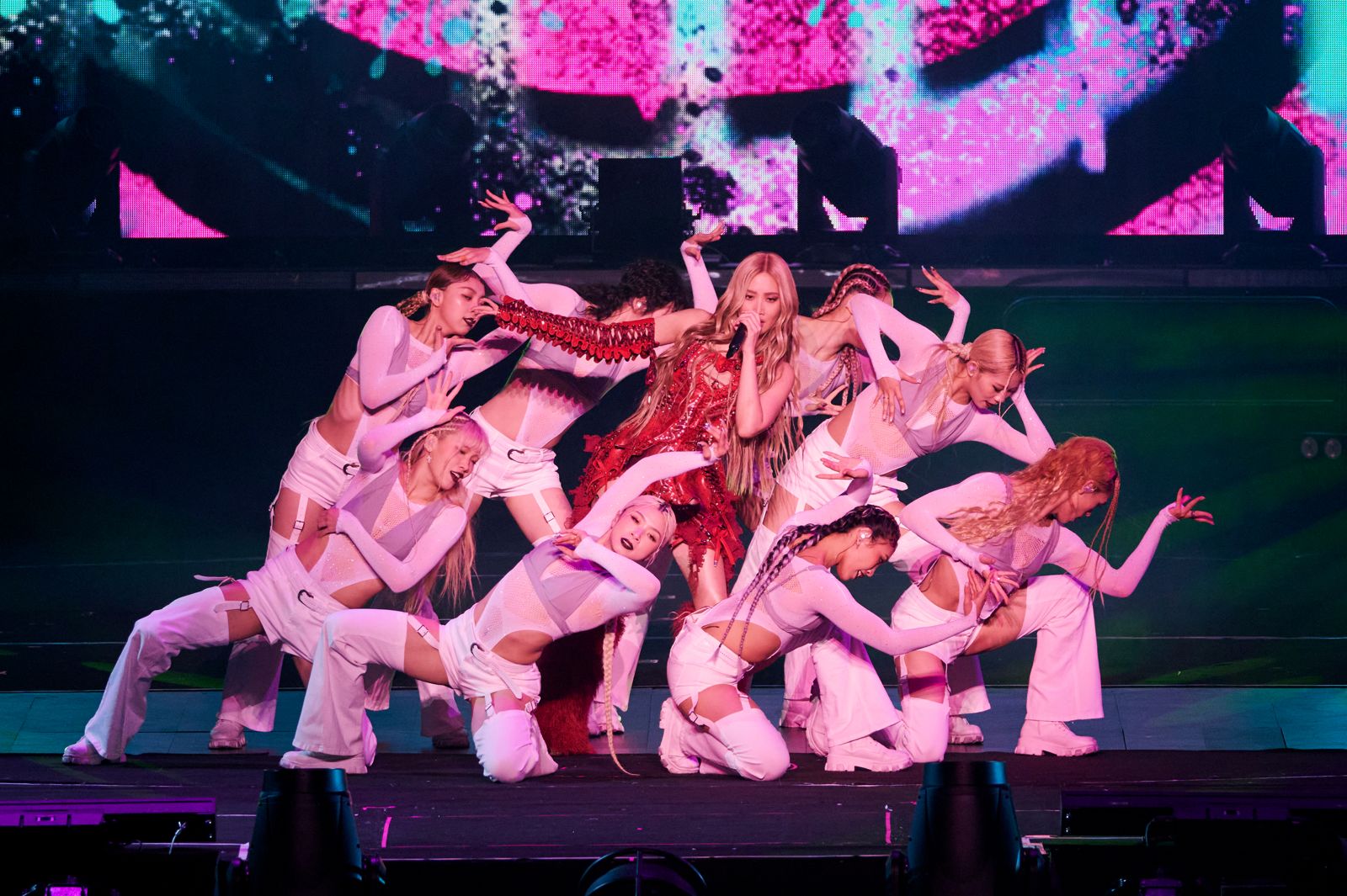 4場狂吸5萬人朝聖！A-Lin出道20年創新紀錄　「大咖天后」現身力挺