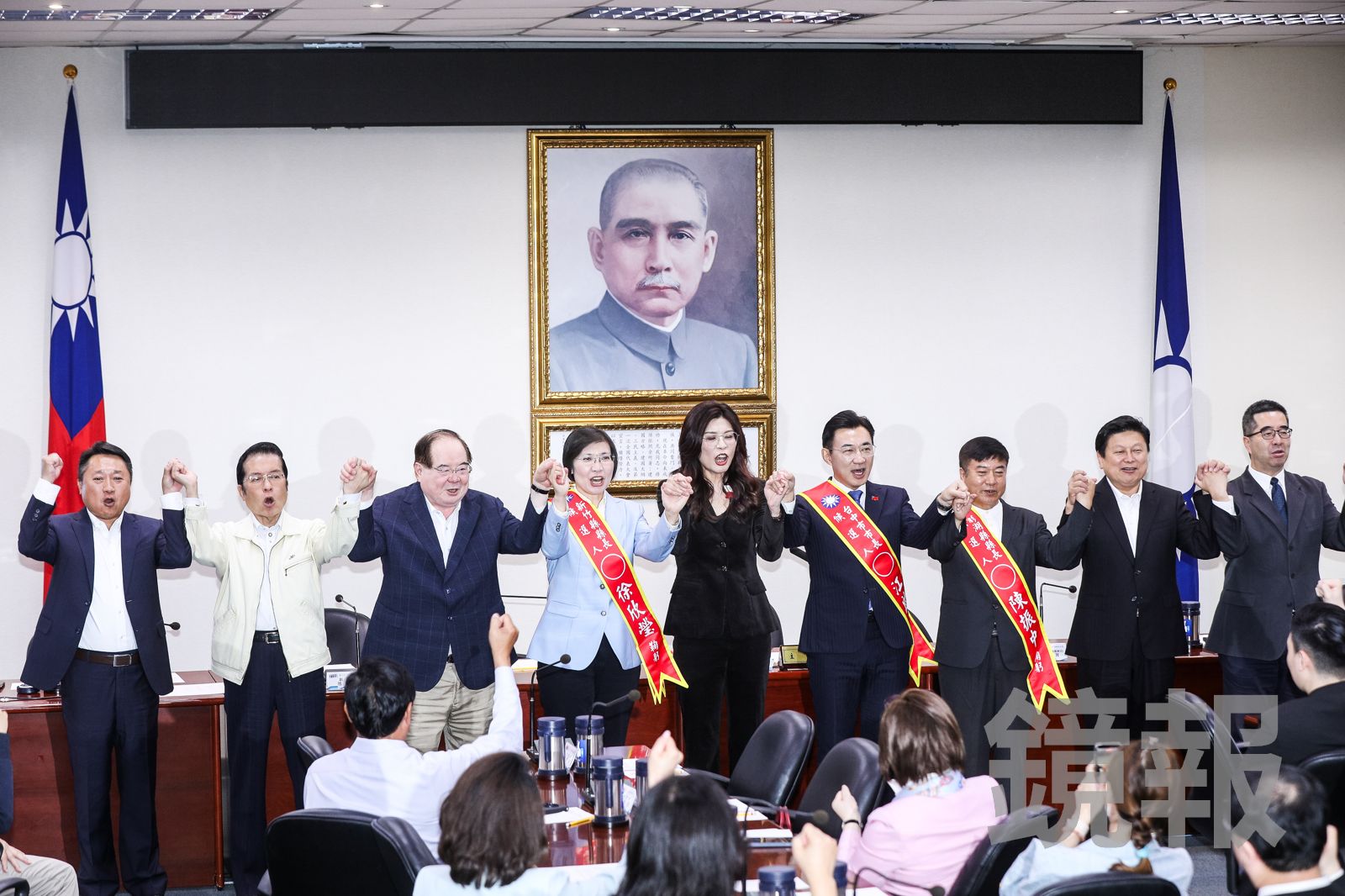 國民黨完成竹縣、中市、澎縣提名　鄭麗文讚江啟臣會是「未來的太陽」