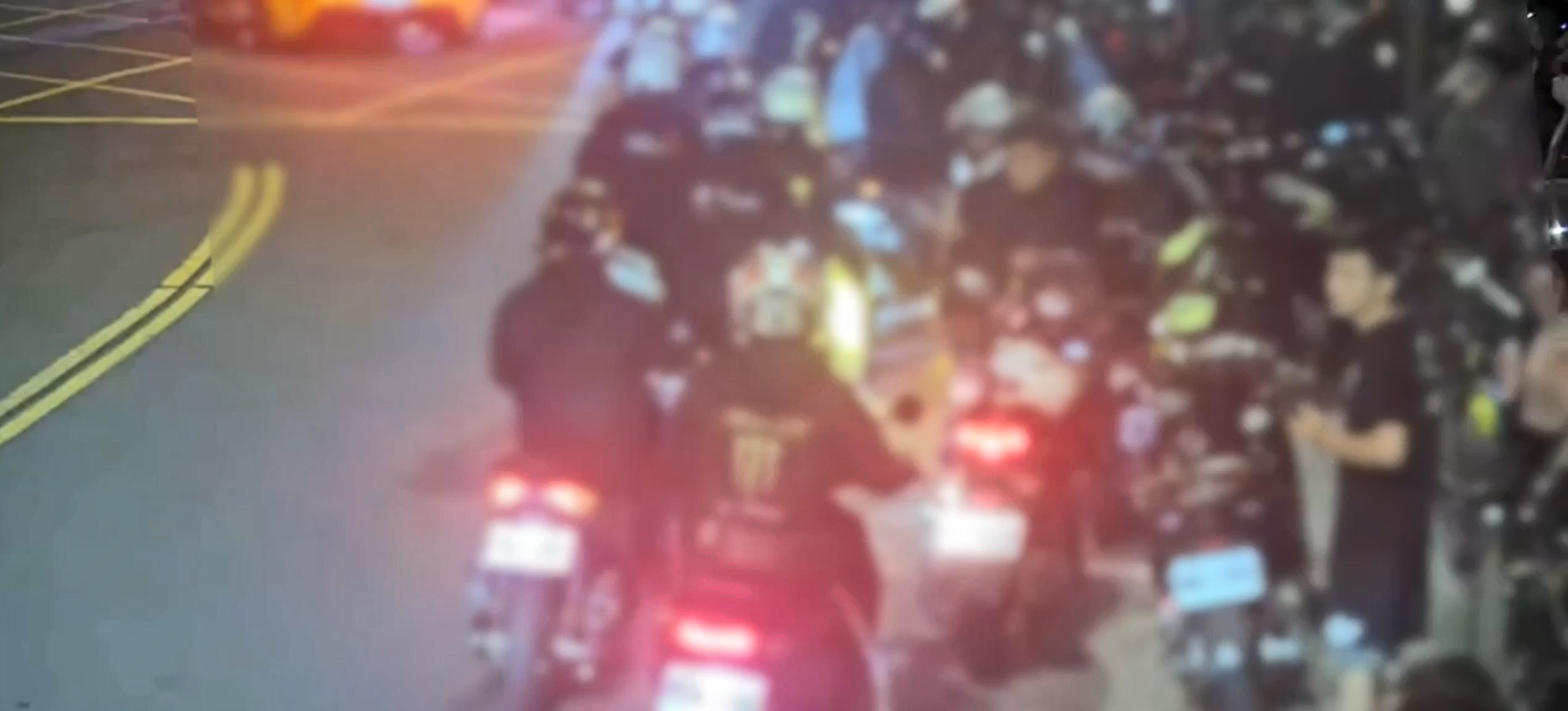 山道猴入侵陽明山!IG揪團這下GG了 主揪遭警拘提遏止「飆」風