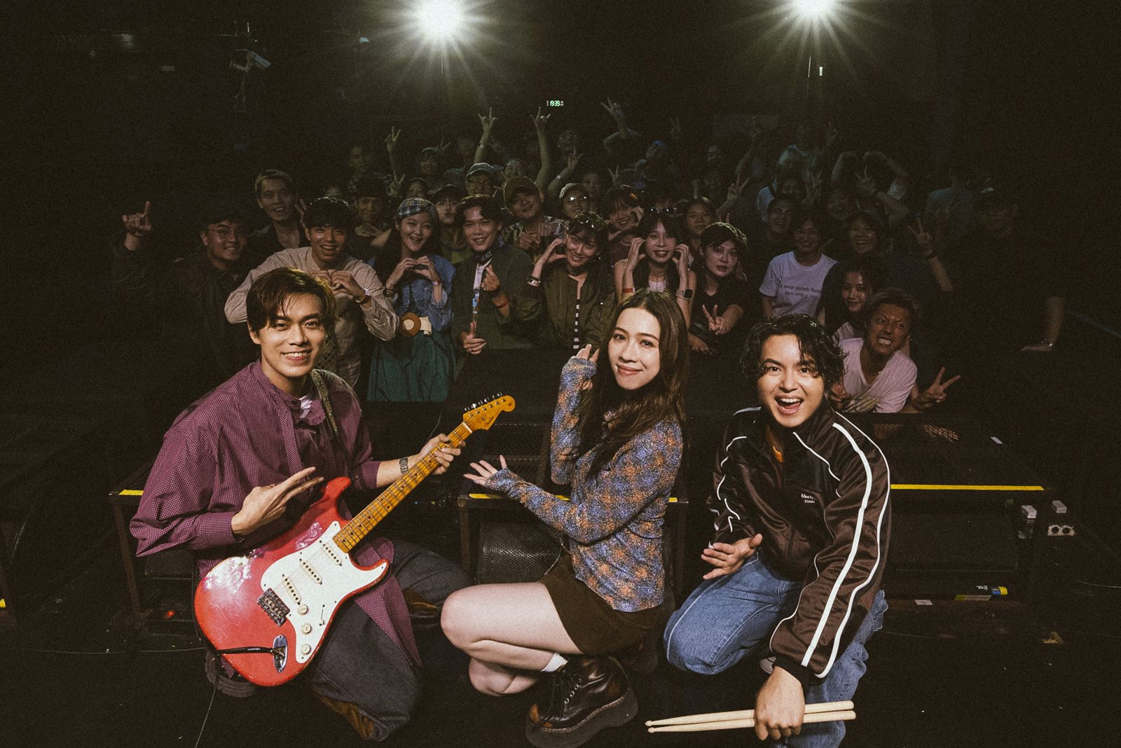 告五人近期仍忙於巡演。相信音樂提供