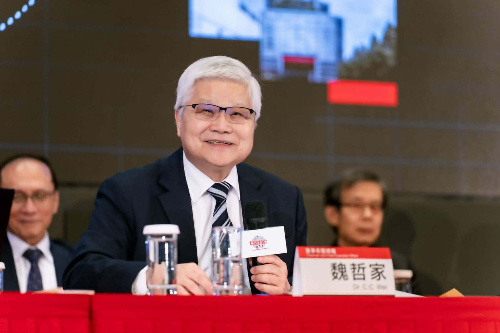 魏哲家:產能依然供不應求 台積電5月營收達4169億元創歷史新高