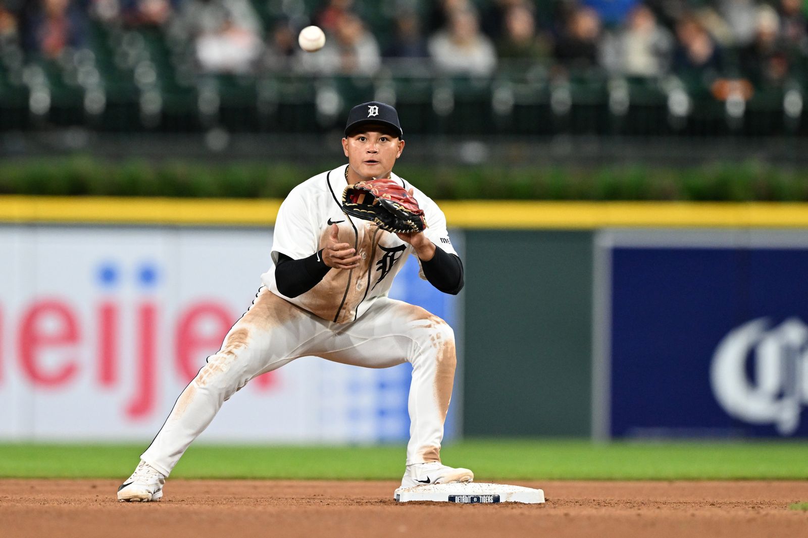 李灝宇敲安選2保送!9局退場傷情成焦點 累積84安緊追大谷翔平紀錄