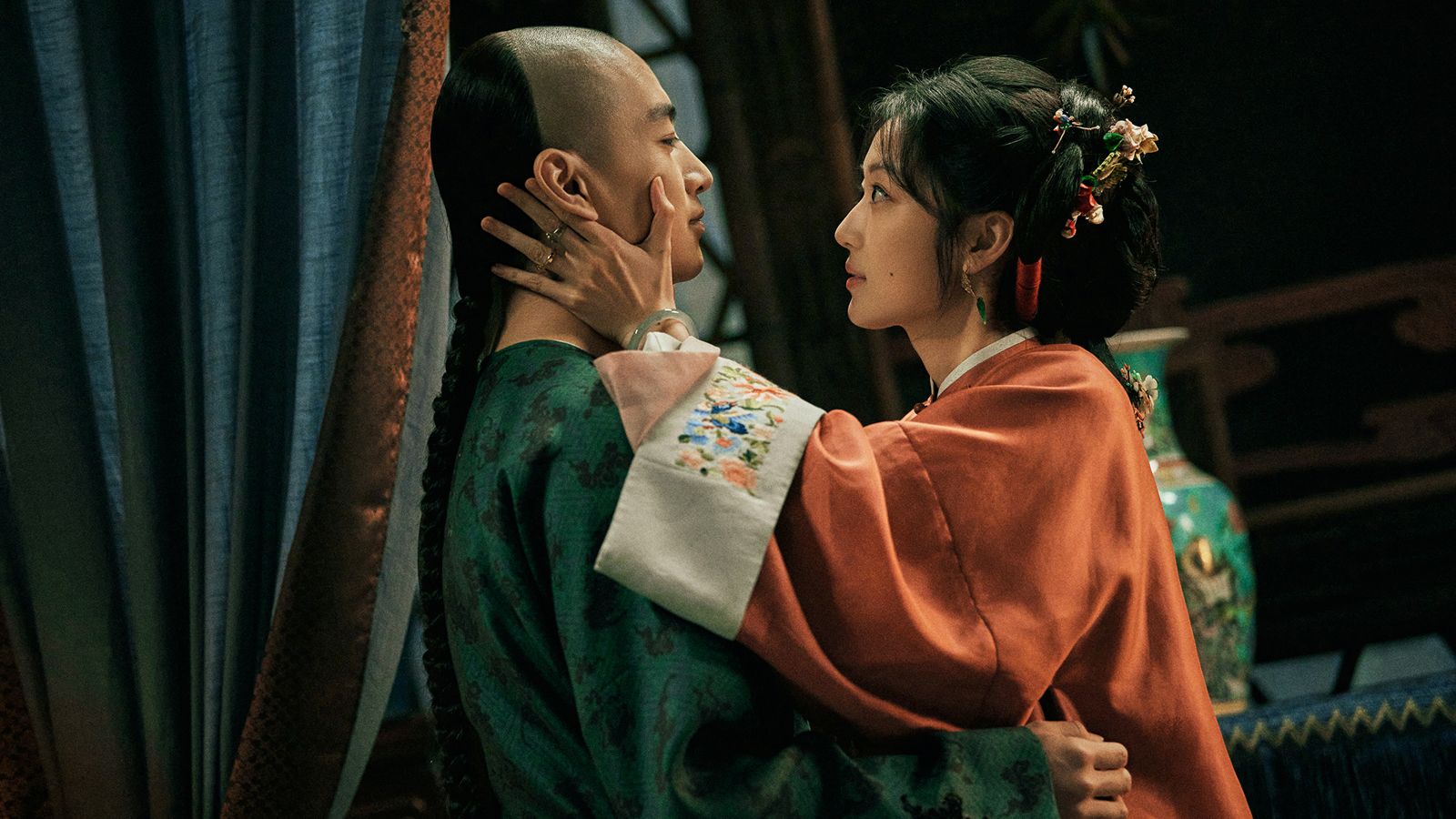 《大生意人》陳曉(左)大讚孫千演出生動、自然。愛爾達電視提供