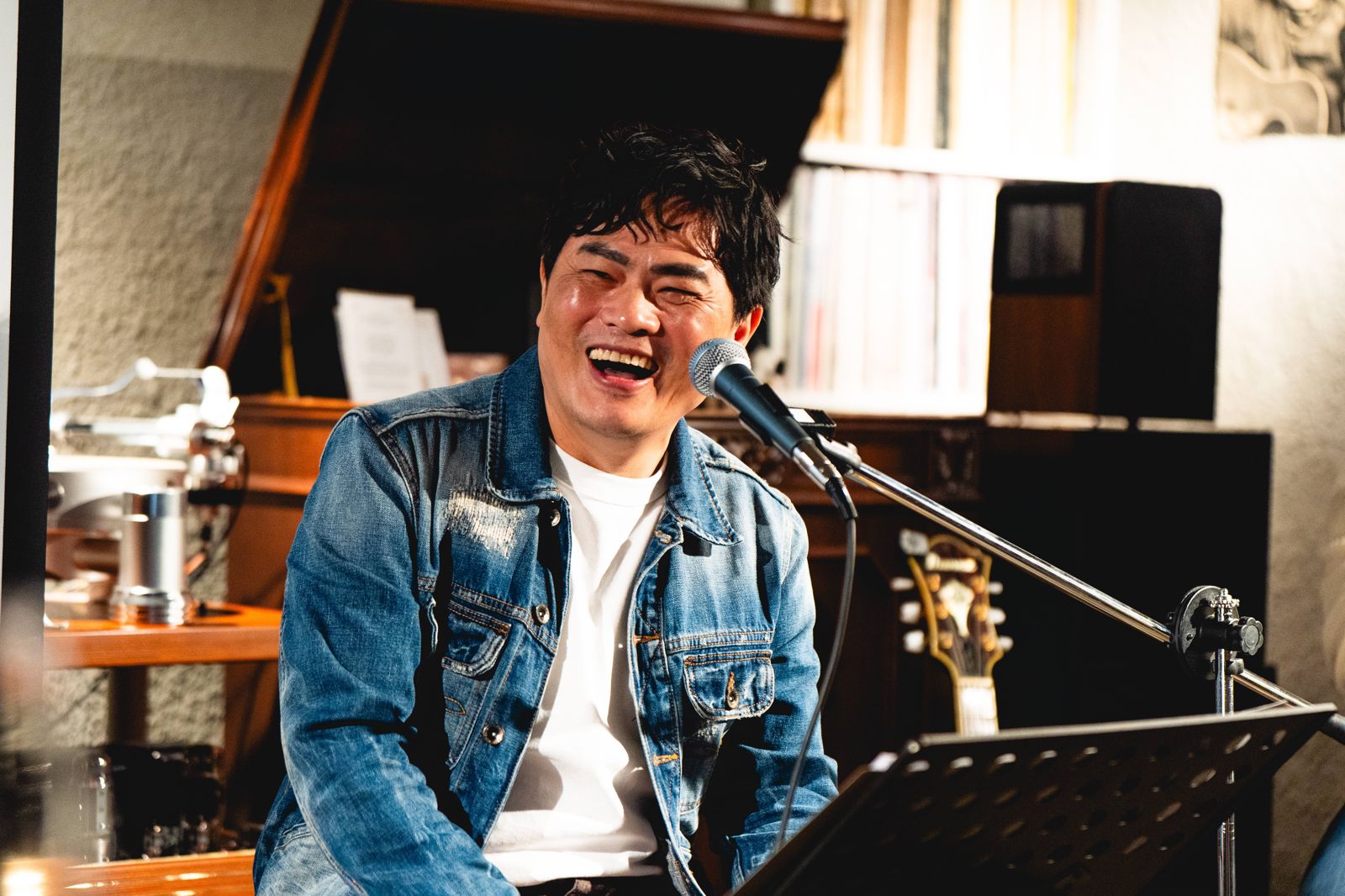 蘇明淵日前舉辦新專輯《主題歌》聽歌會。蘇明淵提供