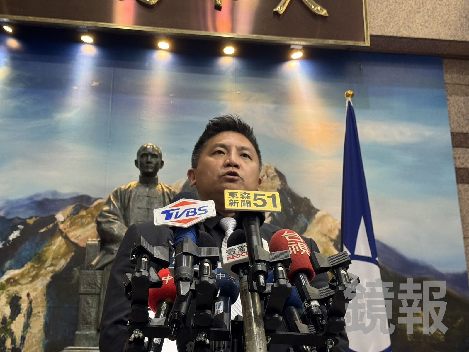 黃國昌昨會鄭麗文談反制綠營　國民黨認同：上街頭是合法手段