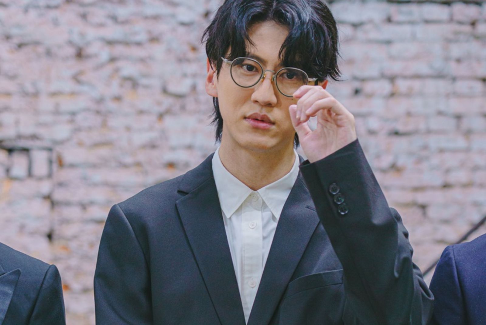 為贏不擇手段！「腦性男」孫沁岳教學生耍詐　腹黑背叛讓他當場崩潰