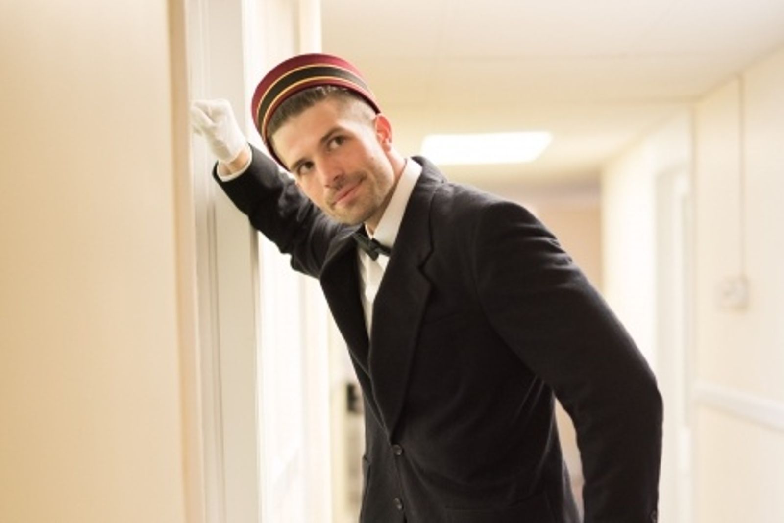 住飯店敲門喊「打擾了」反讓好兄弟生氣?命理師揭3大禁忌 5方法入睡更安心