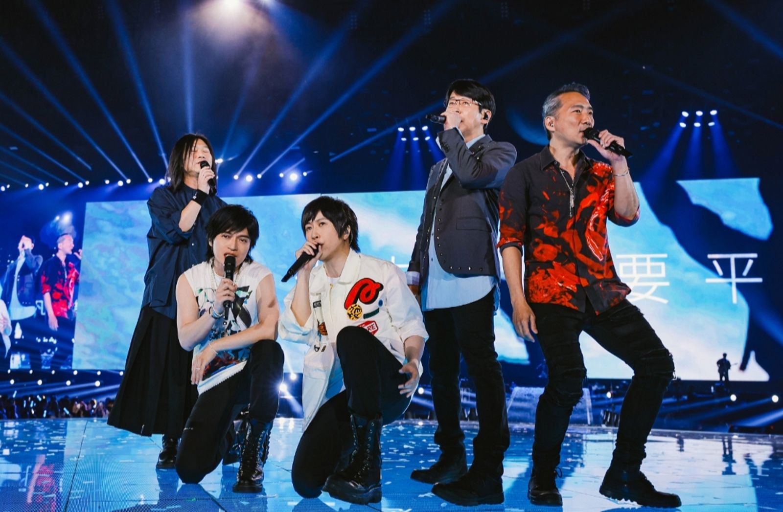 五月天暖捐1000萬行善 颱風重創南台灣天團出手救災