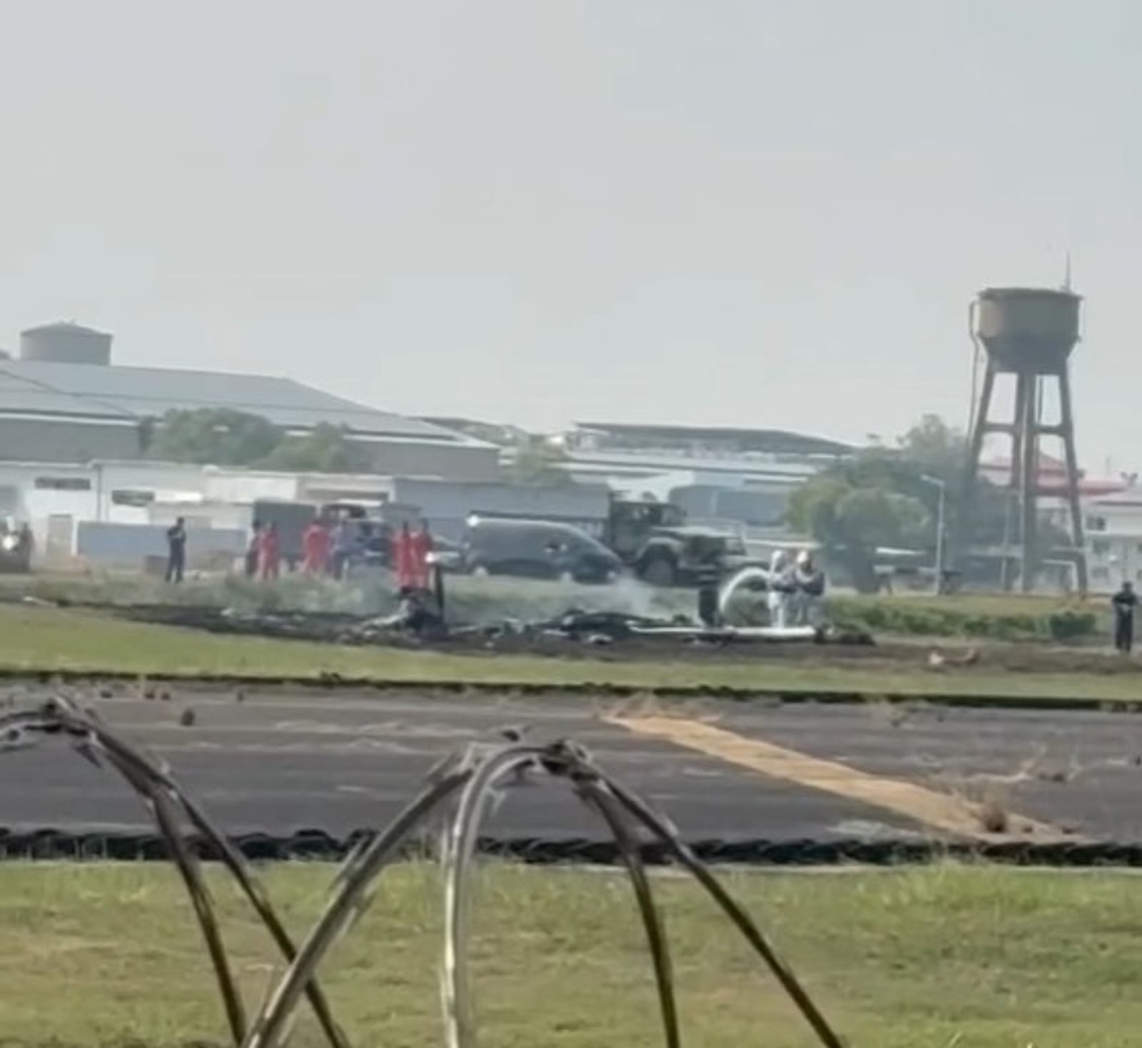空軍T-34教練機失事「2殉職飛官」身分曝光 41歲盧季佑留下一對子女