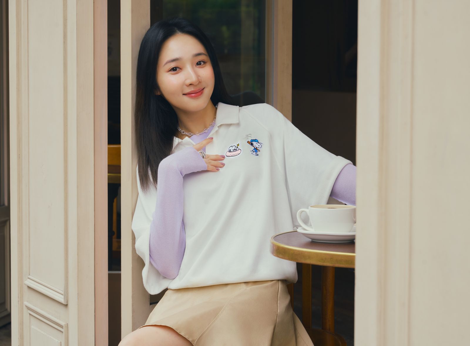 李沐非常喜歡品牌與SNOOPY的合作。New Balance提供