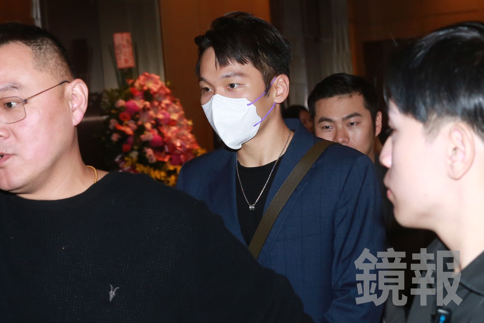 李洋抱病也要挺搭檔！戴口罩趕抵王齊麟婚禮　徐乃麟祝福：永浴愛河