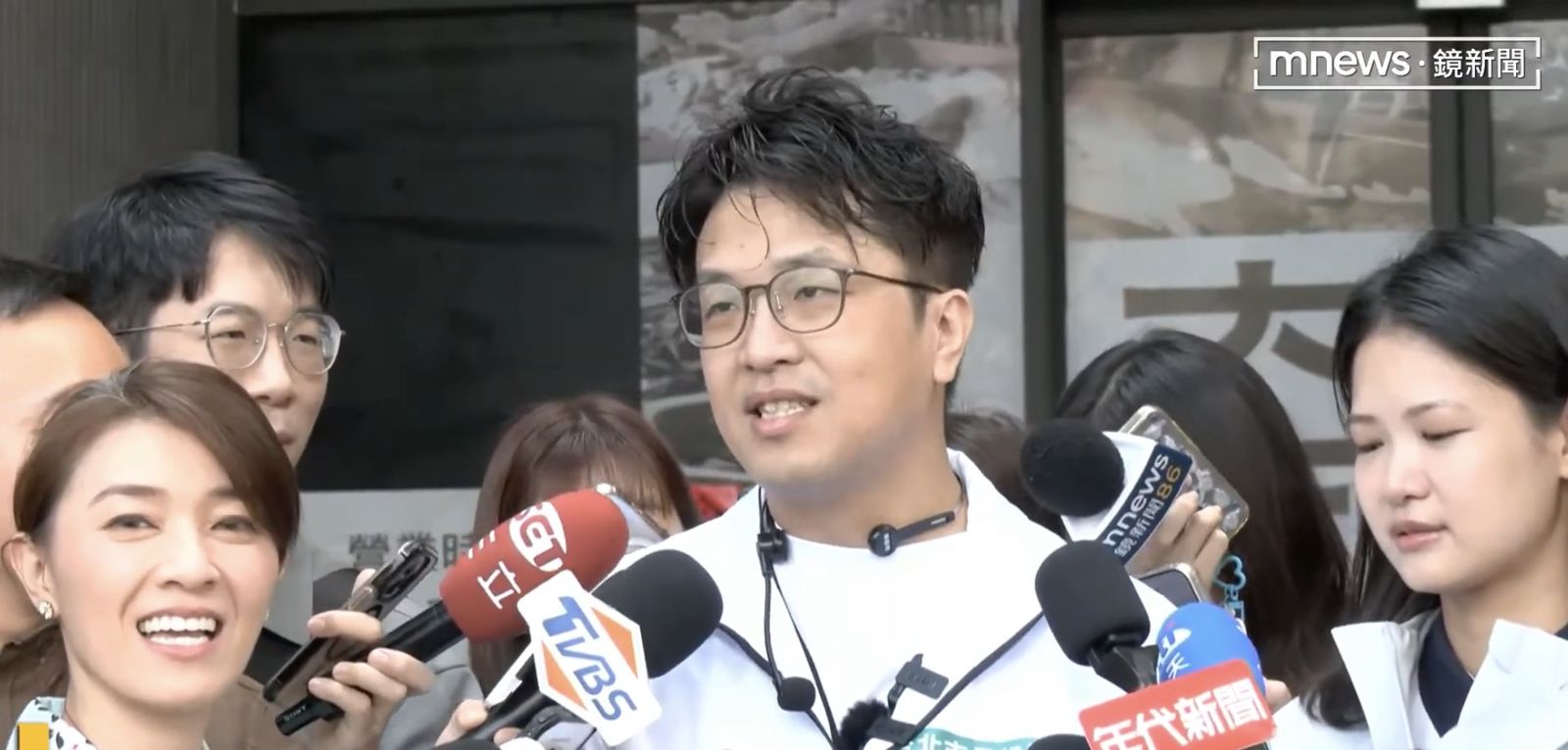 藍議員放話當選市長捐社會局100萬!沈伯洋喊驚喜:政績又加一