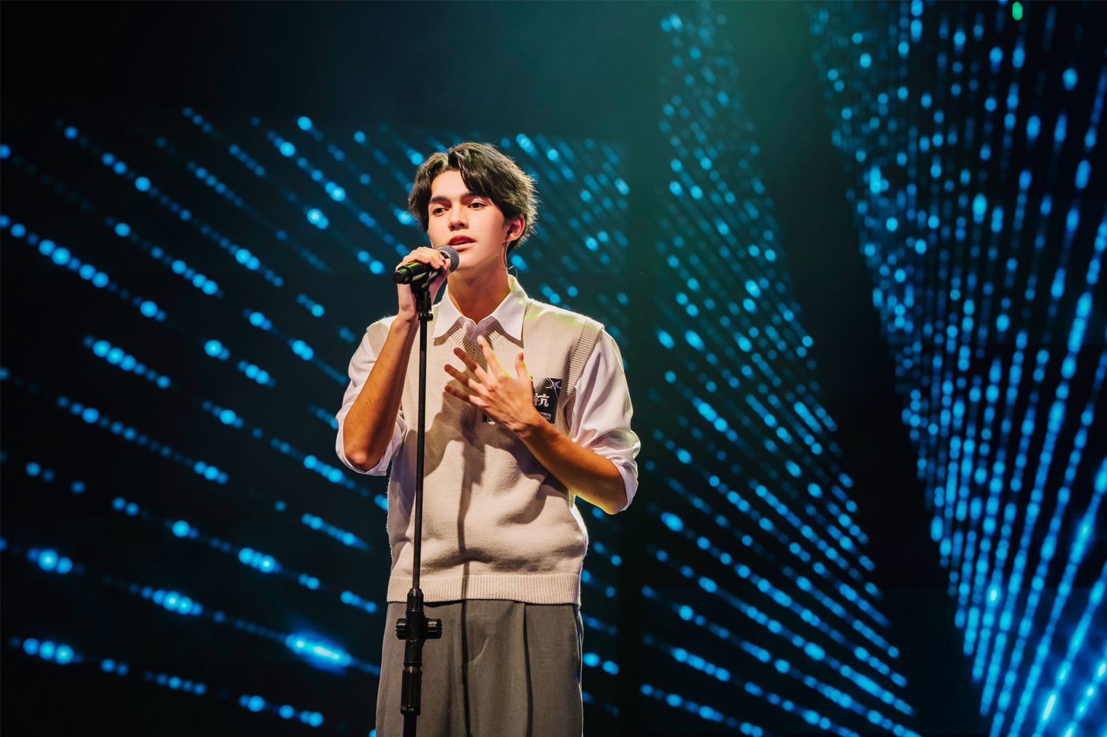 《大學聲》混血踢館者登場「全場轟動」　「英國腔」自我介紹超電