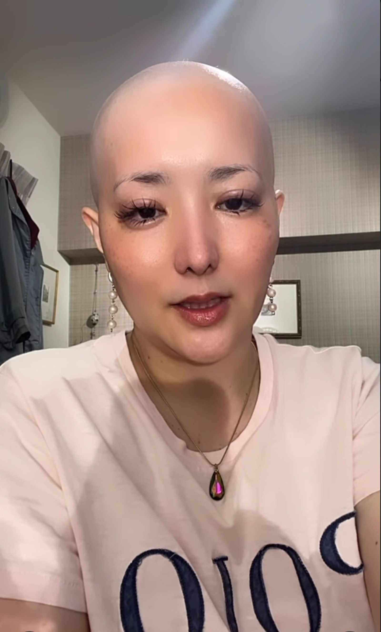 希良梨曾因為化療副作用剃光頭髮。翻攝IG@kigod23