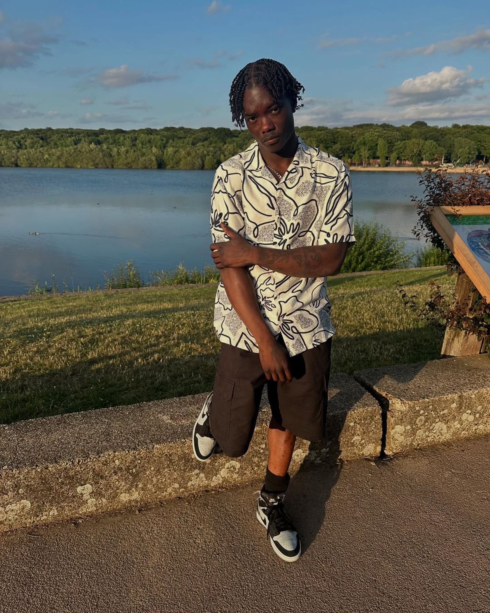 奧加羅過去靠各種惡作劇影片爆紅。圖／翻攝自IG／mizzygram