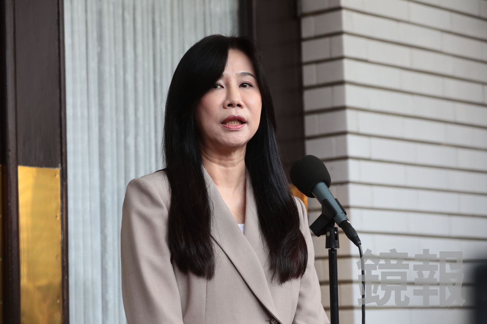 萬美玲又被爆「把校長當小學生罵」還逼老師離職 她嗆:有種出來說清楚!