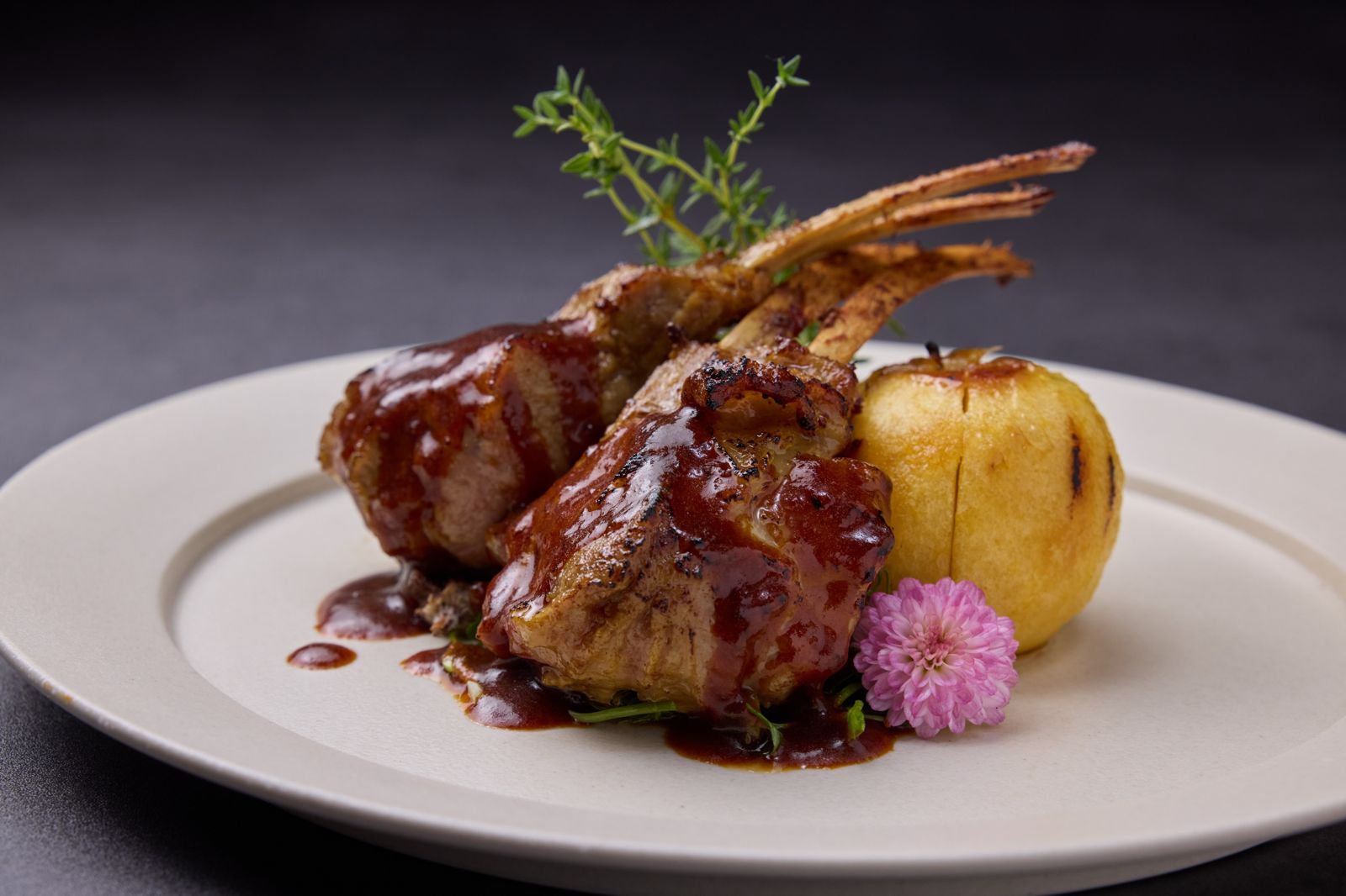 水果、香草入菜！玖尹11款夏季料理清新開胃層次豐富