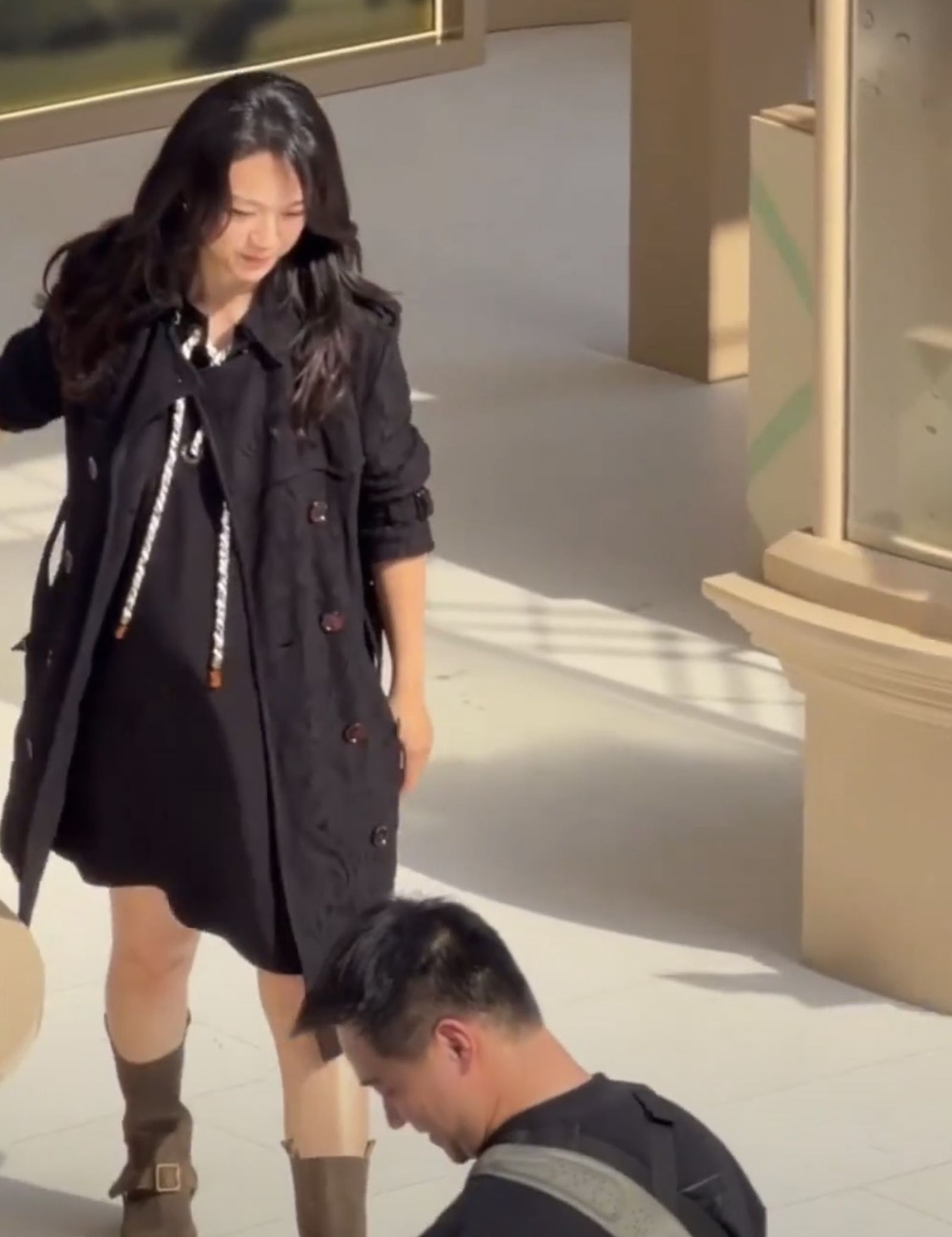 湯唯孕肚藏不住。翻攝微博