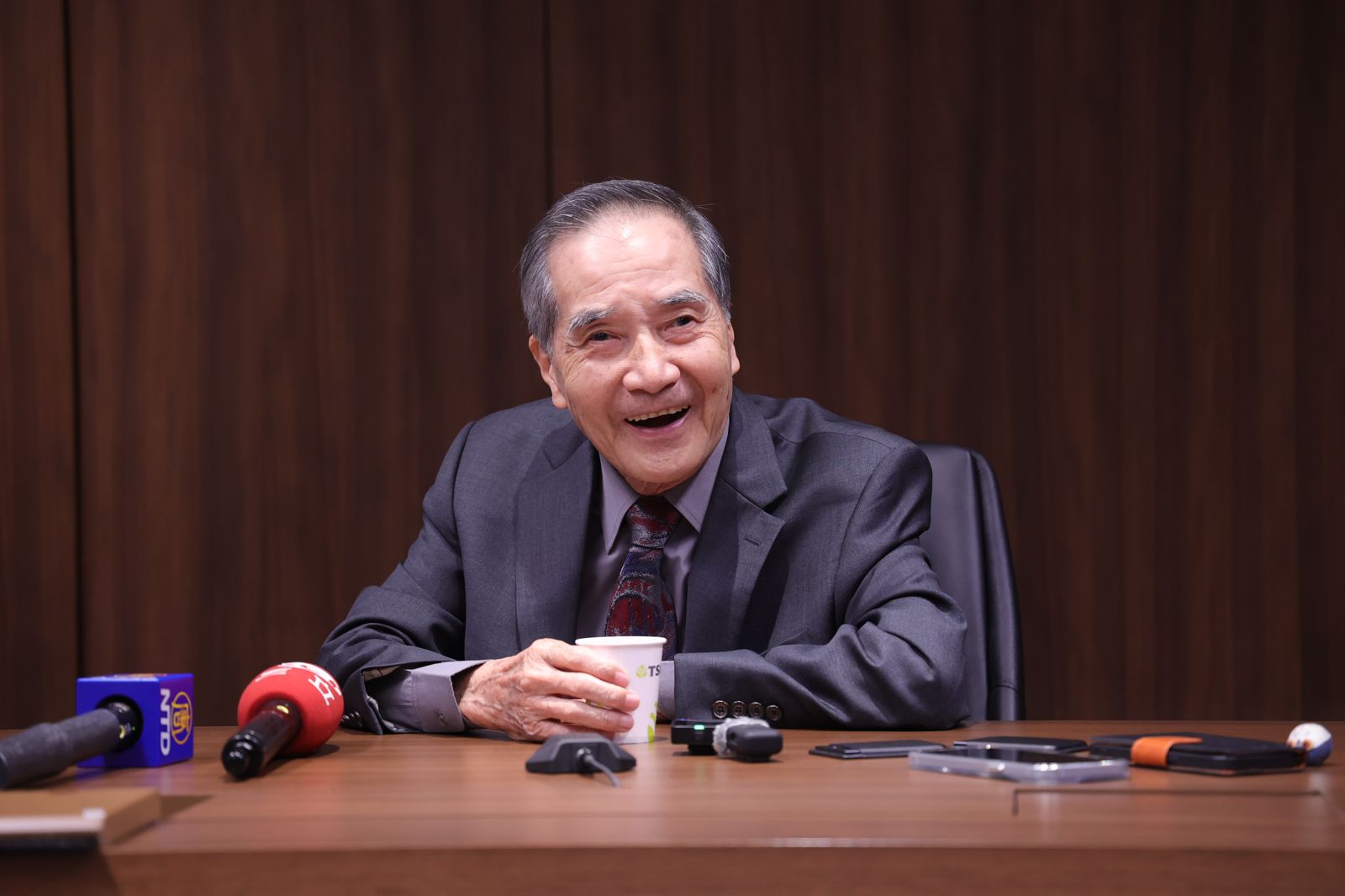 全球都在搶人打造半導體供應鏈！林本堅：半導體人才缺口暴增15倍