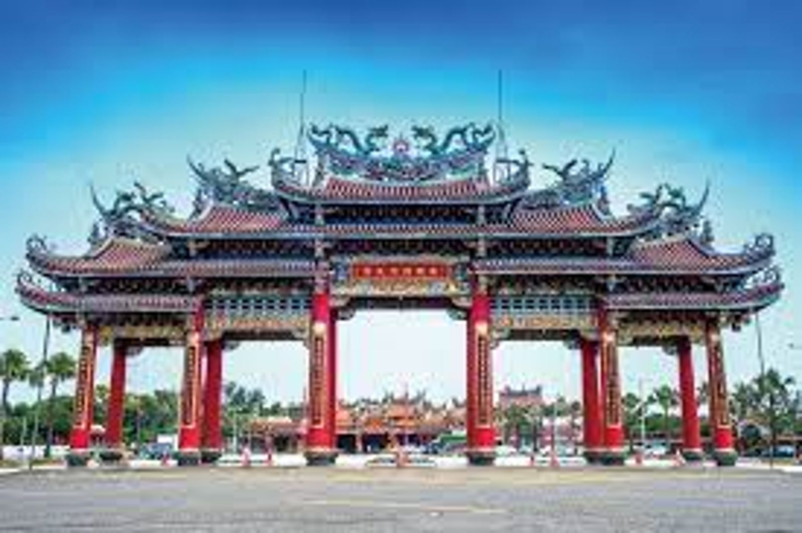 南鯤鯓代天府於1985年列為國定古蹟。圖/翻攝自雲嘉南濱海景區