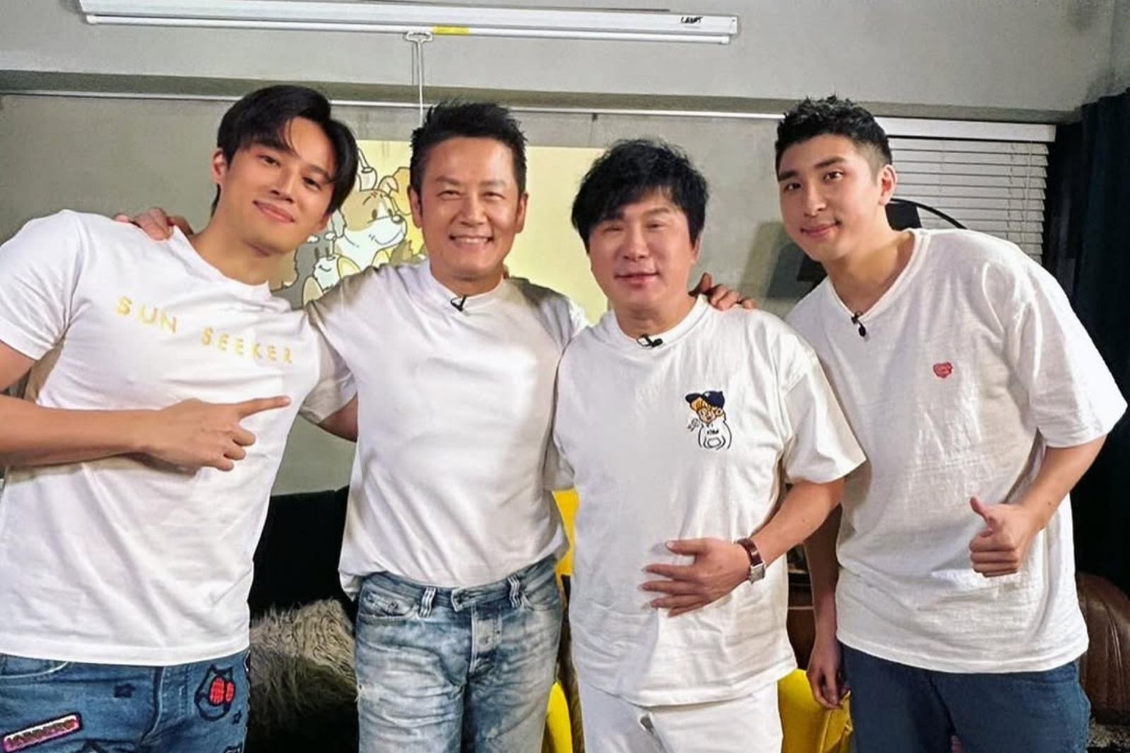 台股失守44000點大關「星二代慘兮兮」!徐乃麟兒子徐新洋「睡公園」 胡釋安1句回應太心酸