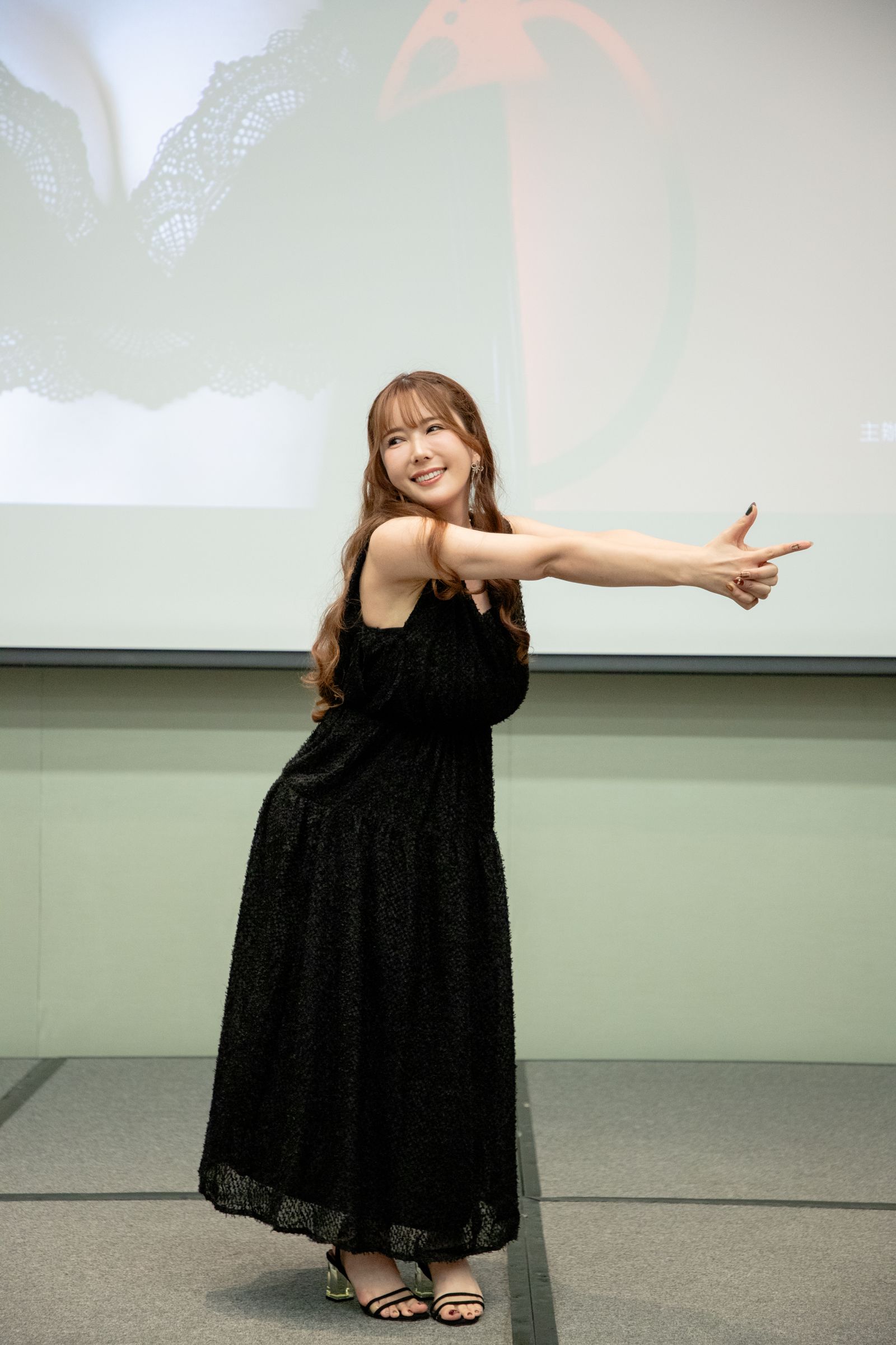 波多野結衣人氣超高，周邊商品當場售罄。勁維肯創意提供