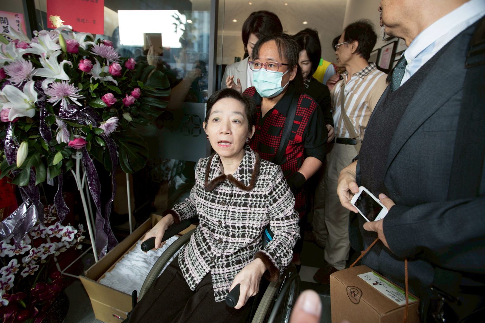 吳淑珍「姿勢性低血壓休克」　醫曝：起身眼前一黑恐「自主神經失調」