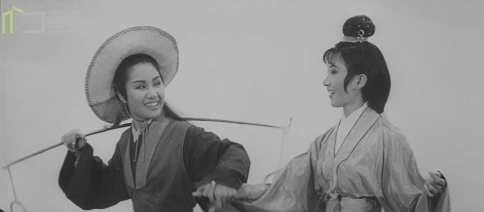 1969年楊麗花出任「台視歌仔戲團」團長時推出電影《賣油郎》。國家影視聽中心提供