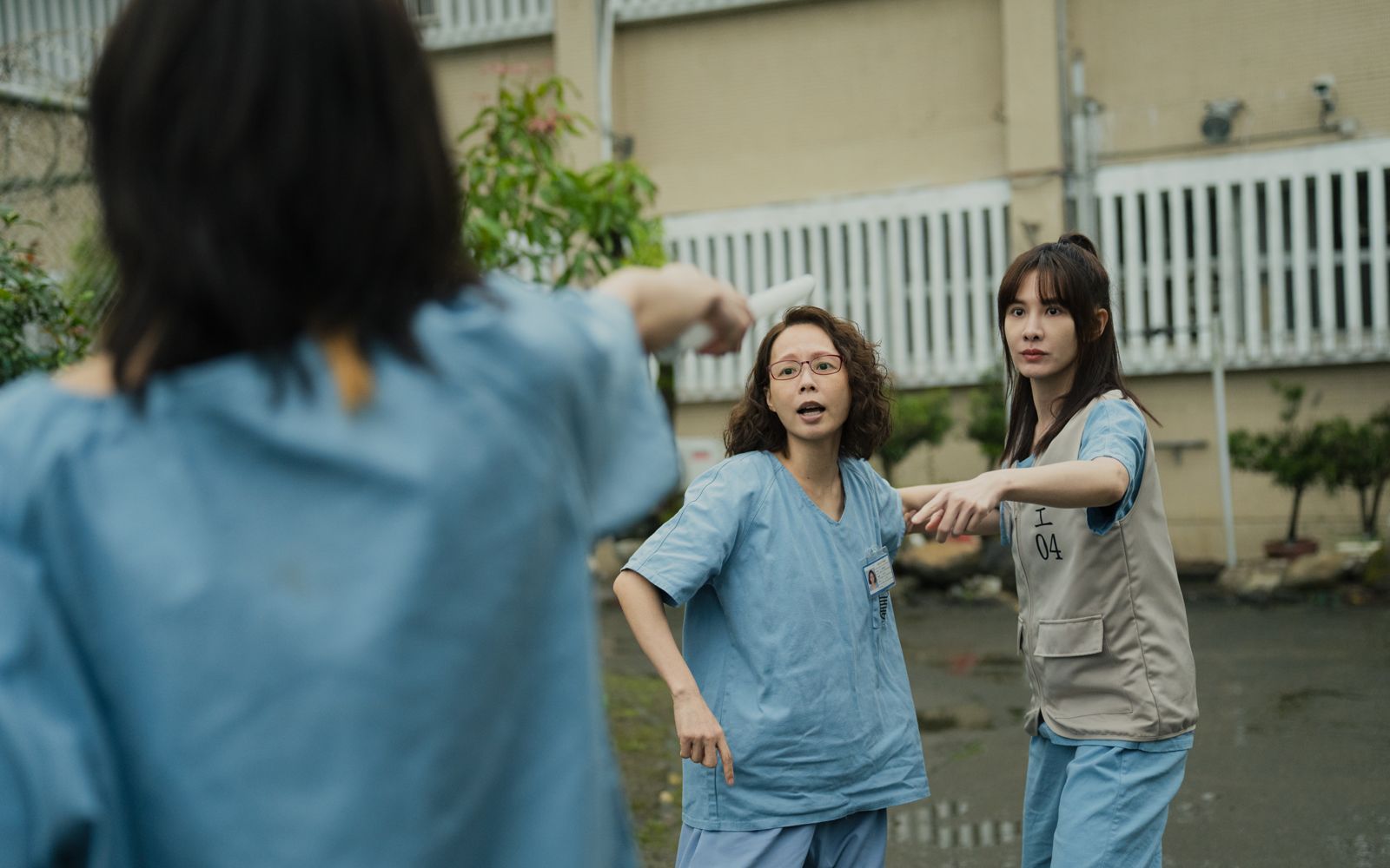 安心亞肘擊!天后翁倩玉當場噴血 嚇壞哭求原諒:差點退出演藝圈