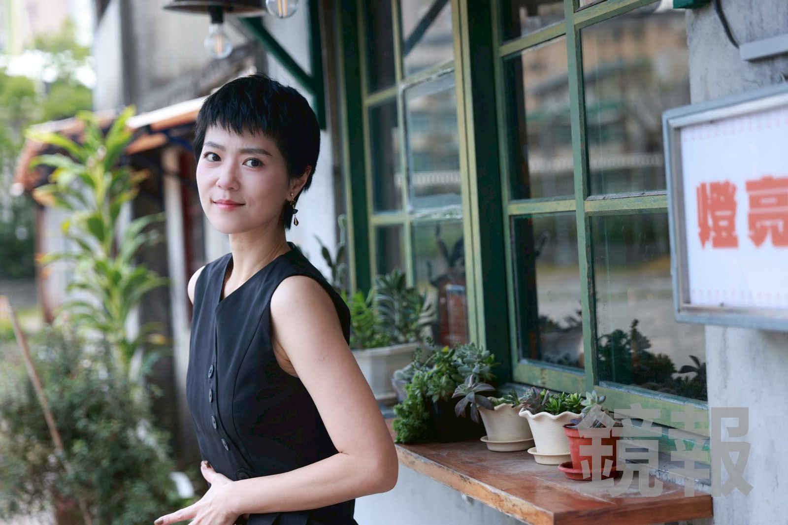 狂粉不顧判決狂加曹雅雯社群好友鎖行蹤　透露父親託夢穿粉紅POLO衫到場守護