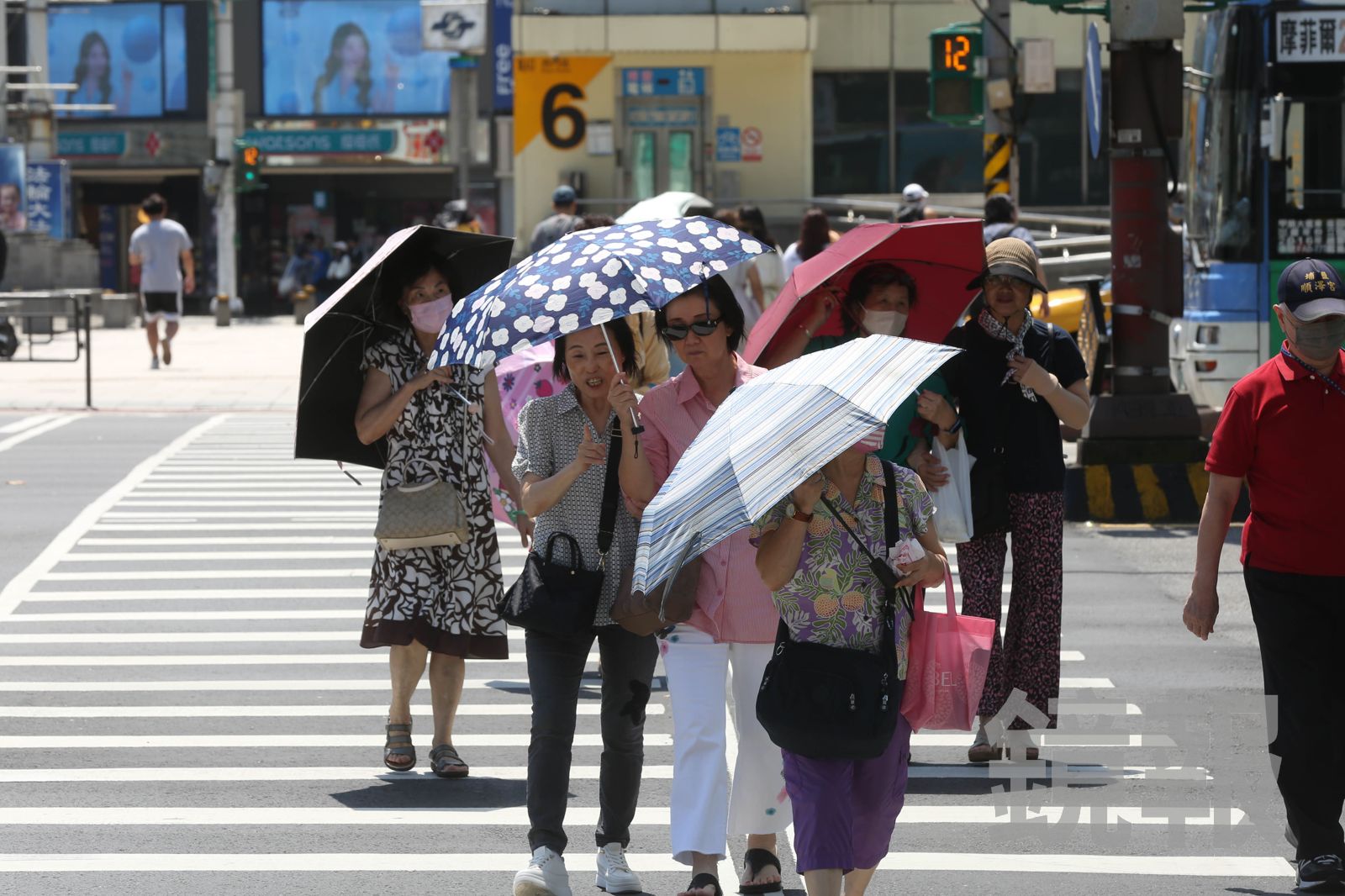 台灣夏季高溫讓人相當不適。圖/攝影董孟航