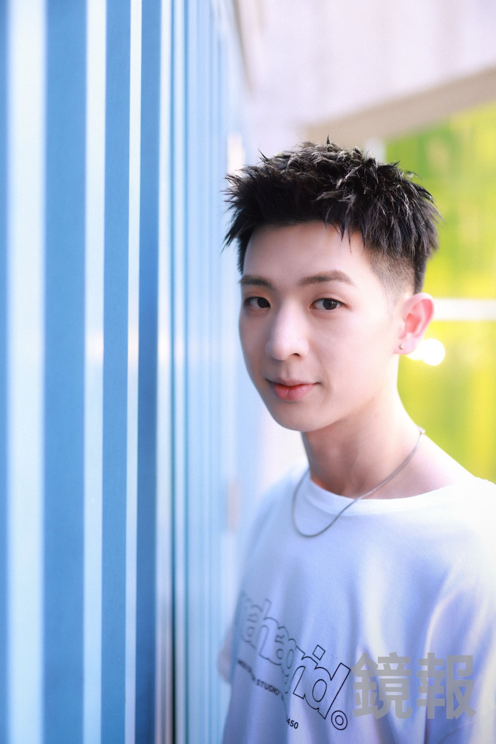 林亭翰先前帶傷錄影卻被酸民嗆。劉耀勻拍攝