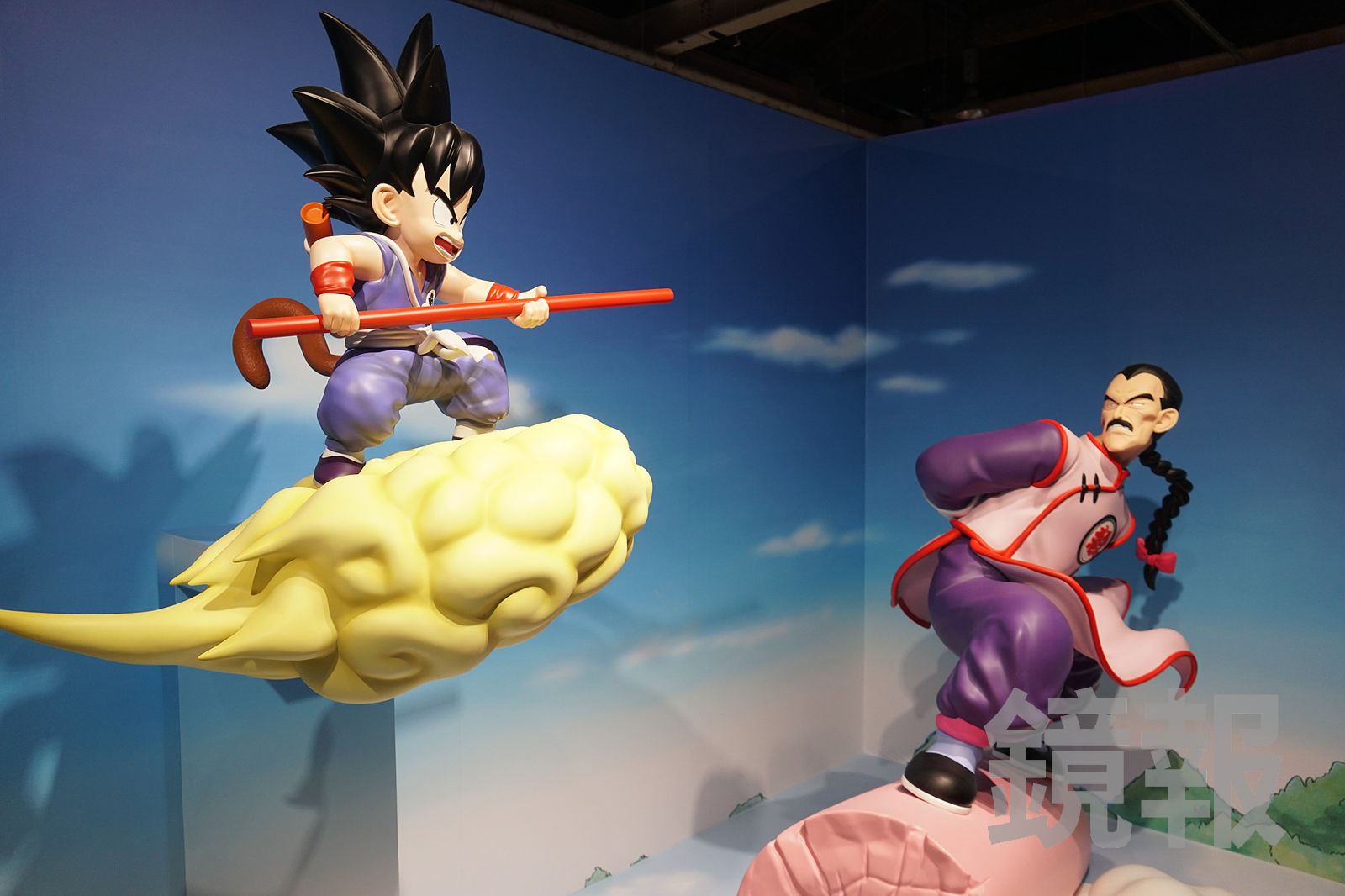 悟空與殺手桃白白對決。