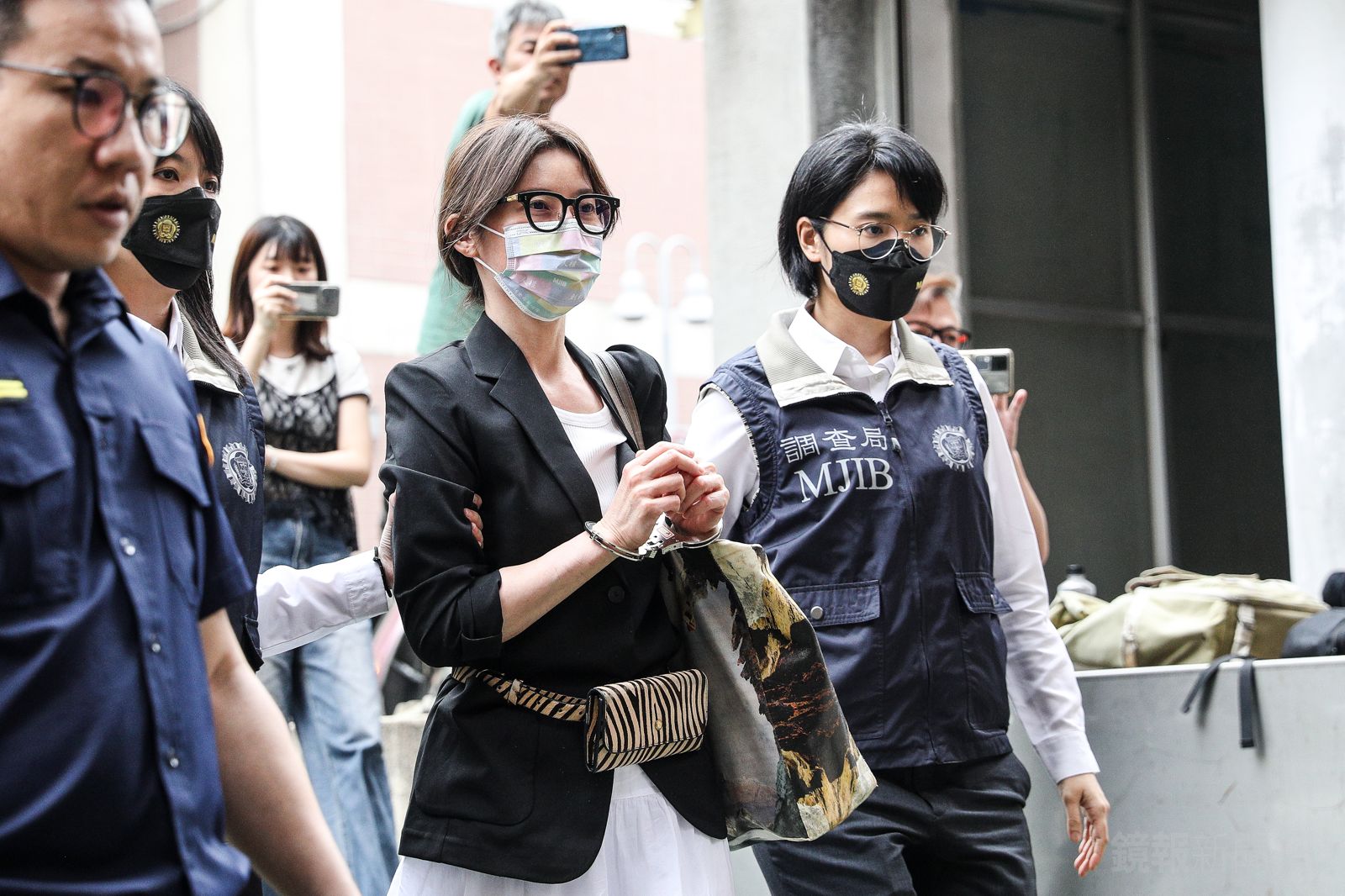 潛逃海外多年不逃了　貴婦奈奈公公「返台承擔」結果曝