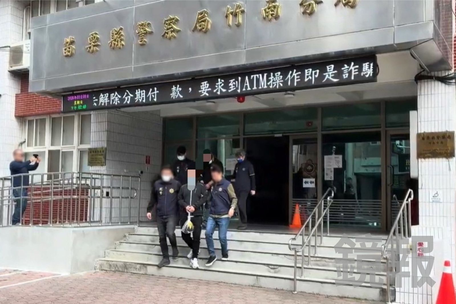 苗警小隊長包庇槍手造假 「沒錢還買跑車」反被揪出喬人喬槍收黑錢4劣行