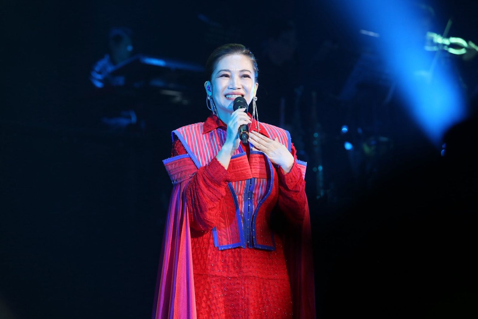 陳幸妤婚變燒出「封街鍘美」!黃妃被拱助陣 網狂敲碗〈心肝插一刀〉