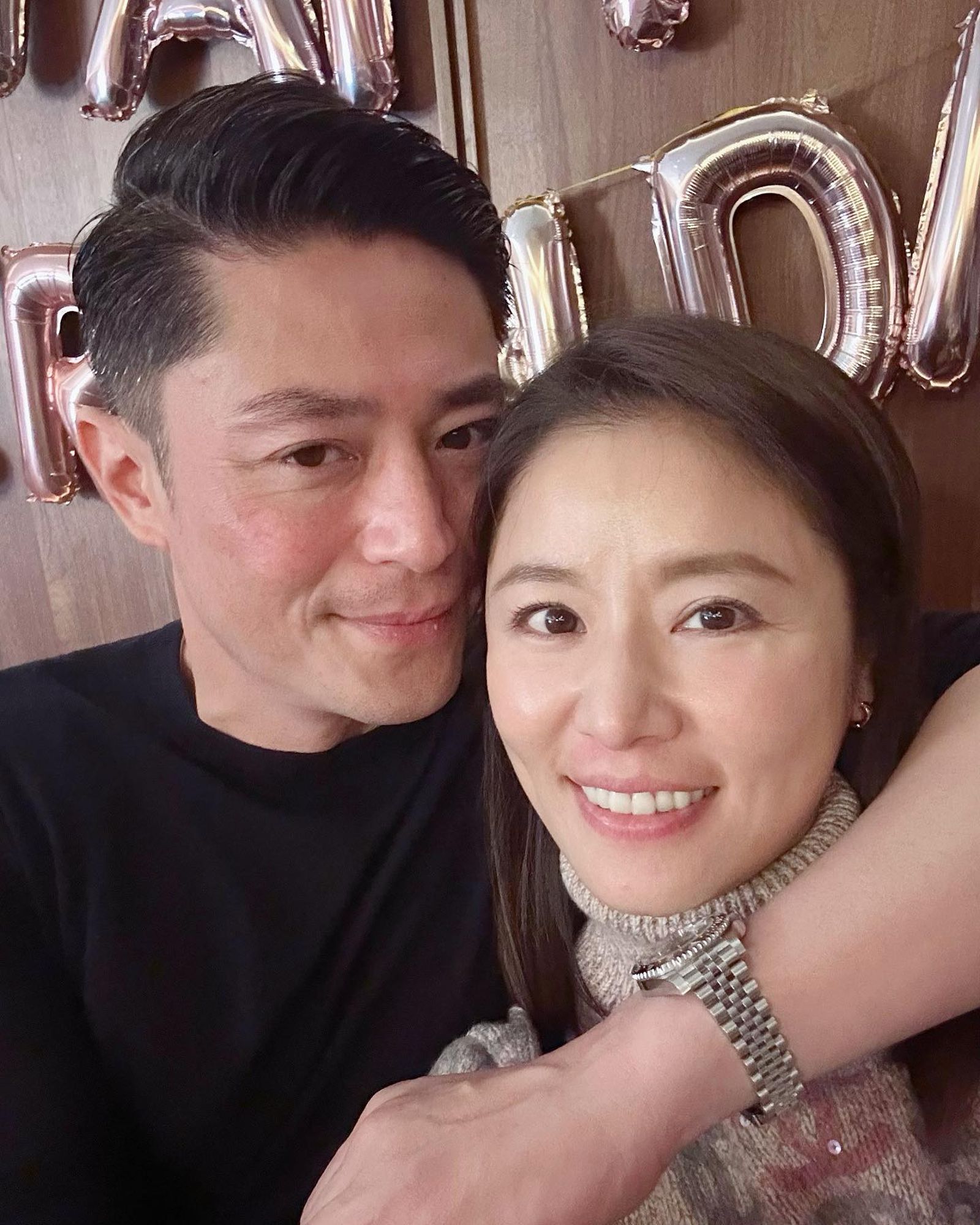 霍建華(左)沒受老婆影響進行醫美。翻攝臉書